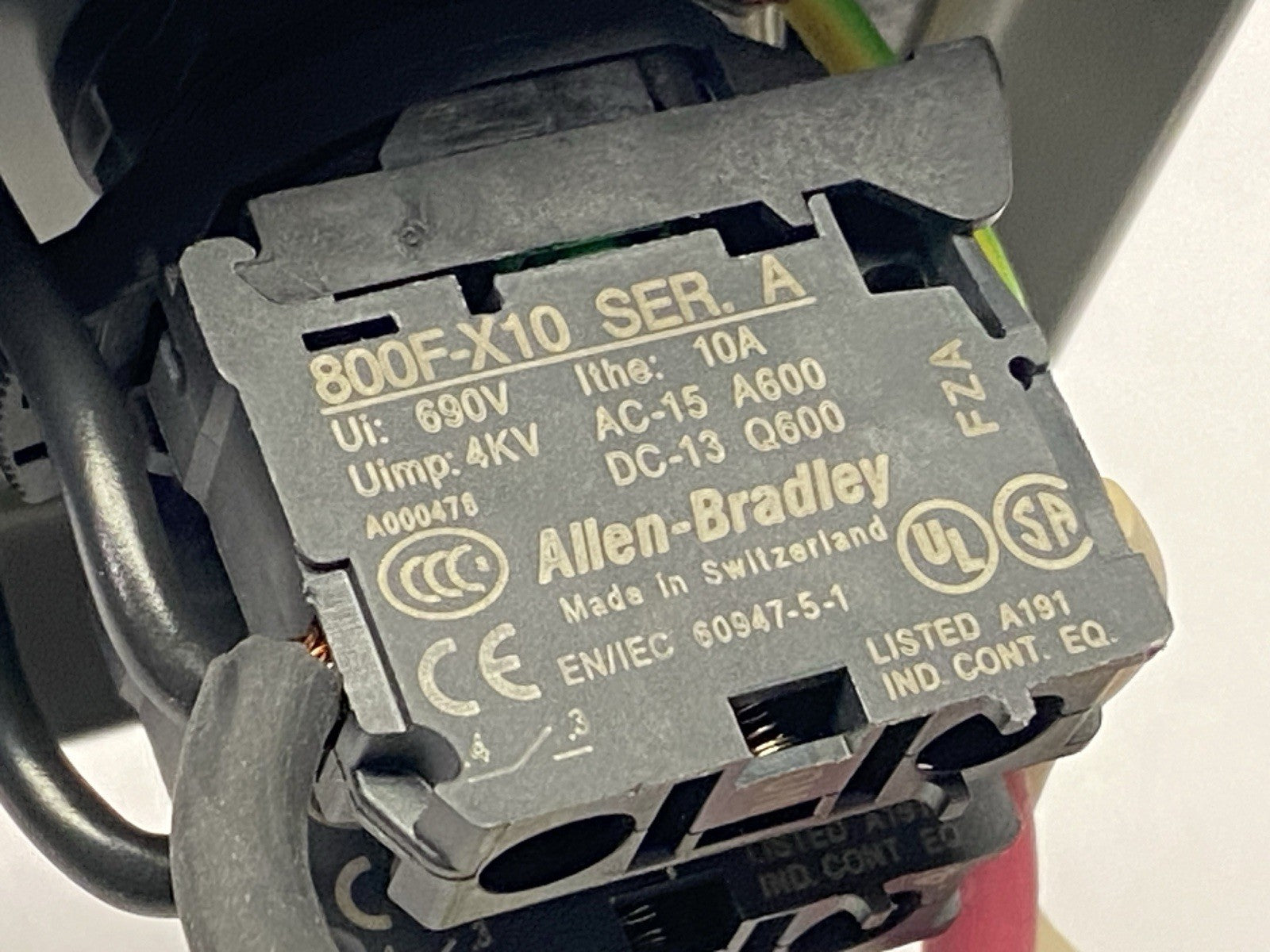 800EP-U2A3 | Allen Bradley 22.5mm 2-Button Pushbutton w/ SCE SCE-1PBGX Enclosure - Used - Maverick Industrial Sales