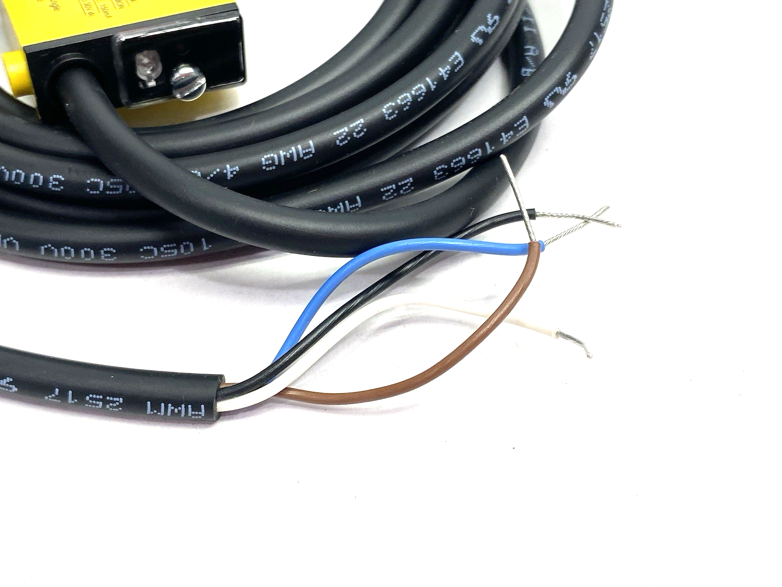 Banner SM312W MINI-BEAM Divergent Diffuse Sensor Range: 130mm 26264 - Maverick Industrial Sales