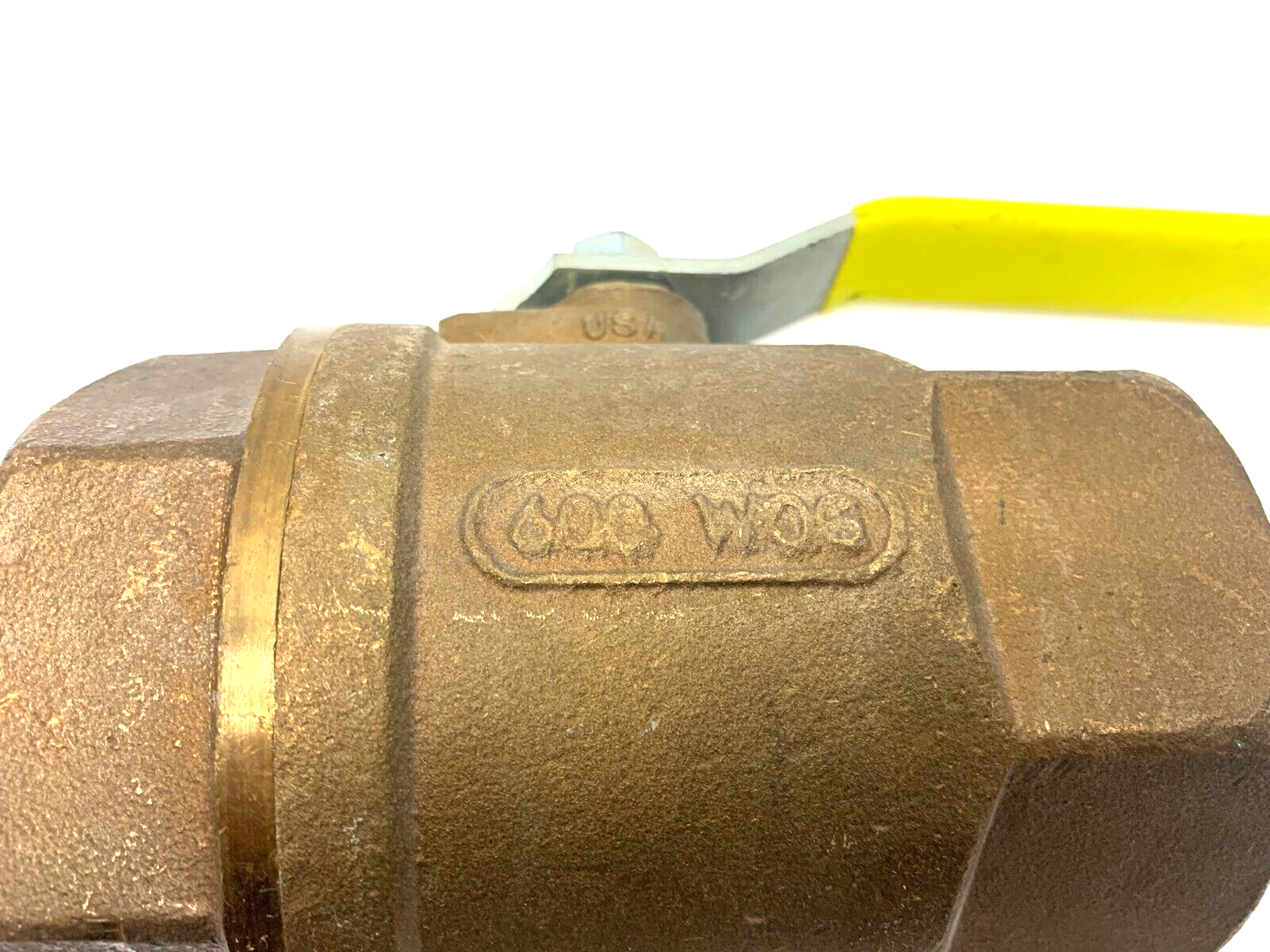 Apollo Conbraco 70LF14901 Bronze Ball Valve Female NPT Threaded 2-1/2" - Maverick Industrial Sales