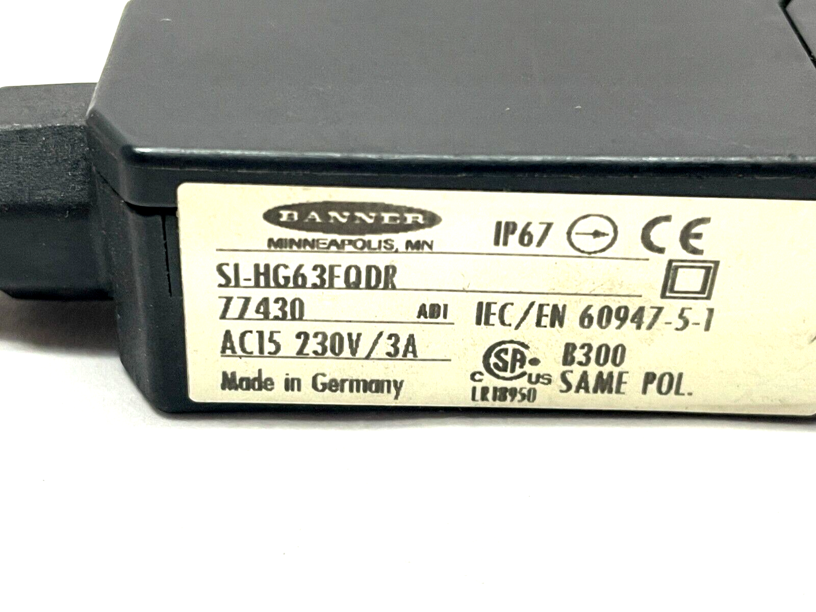 Banner SI-HG63FQDR Safety Interlock Switch 77430 - Maverick Industrial Sales