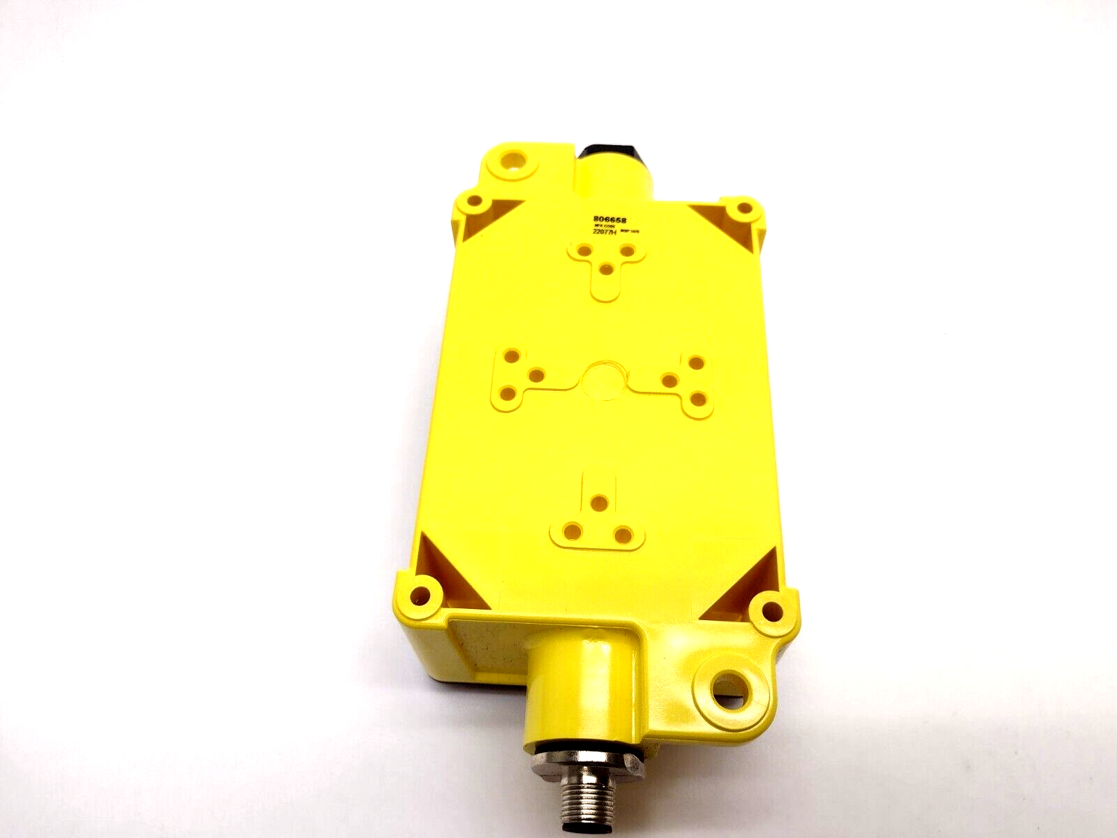 SSA-EB1PL2-12EB1Q12K50 | Banner Engineering Flush-Mount Emergency Stop Enclosure - Used - Maverick Industrial Sales