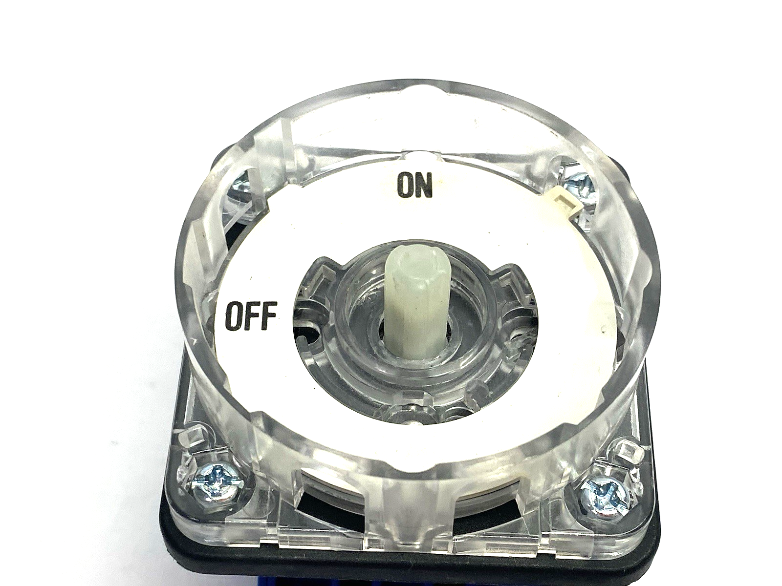 KG20 DE11L863 | Kraus & Naimer Load Disconnect Switch MISSING FRONT KNOB - Used - Maverick Industrial Sales