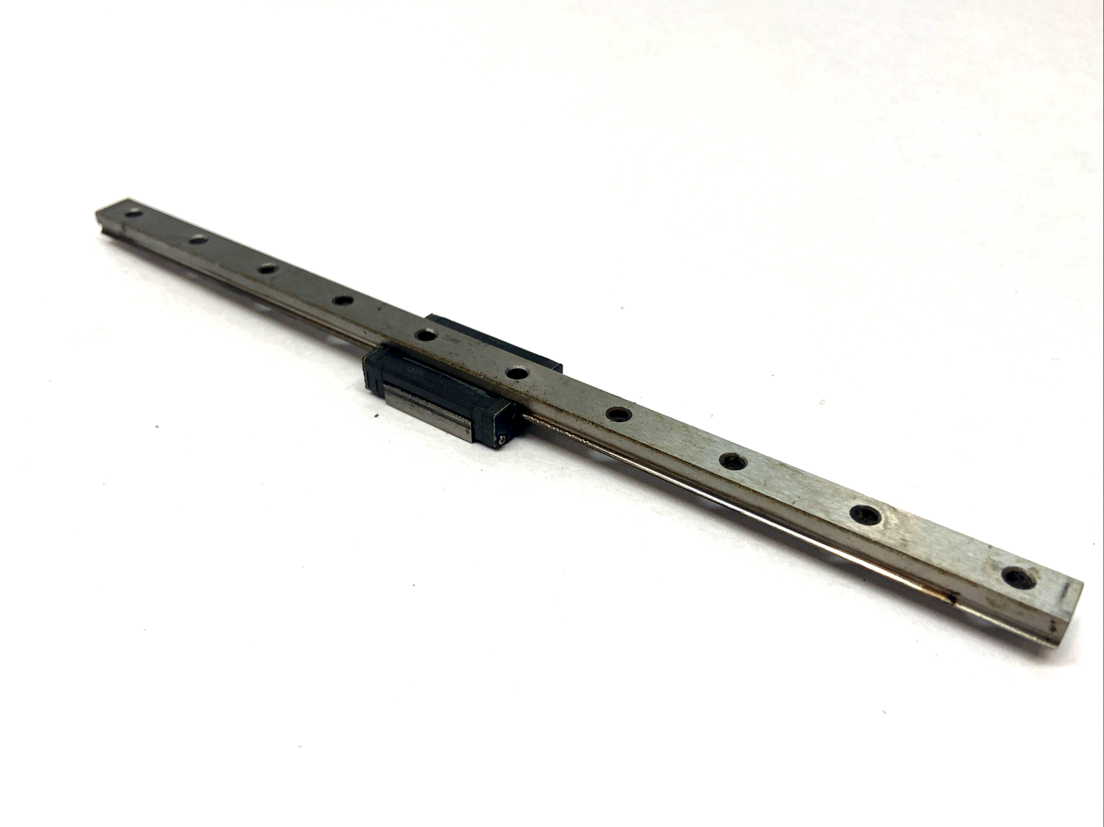 RSR9ZM | THK Linear Guide Block W/ 190mm Rail - Used - Maverick Industrial Sales