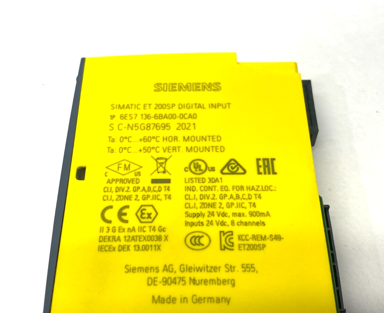 Siemens 6ES7 136-6BA00-0CA0 SIMATIC ET 200SP Digital Input Module SMALL CRACK - Maverick Industrial Sales