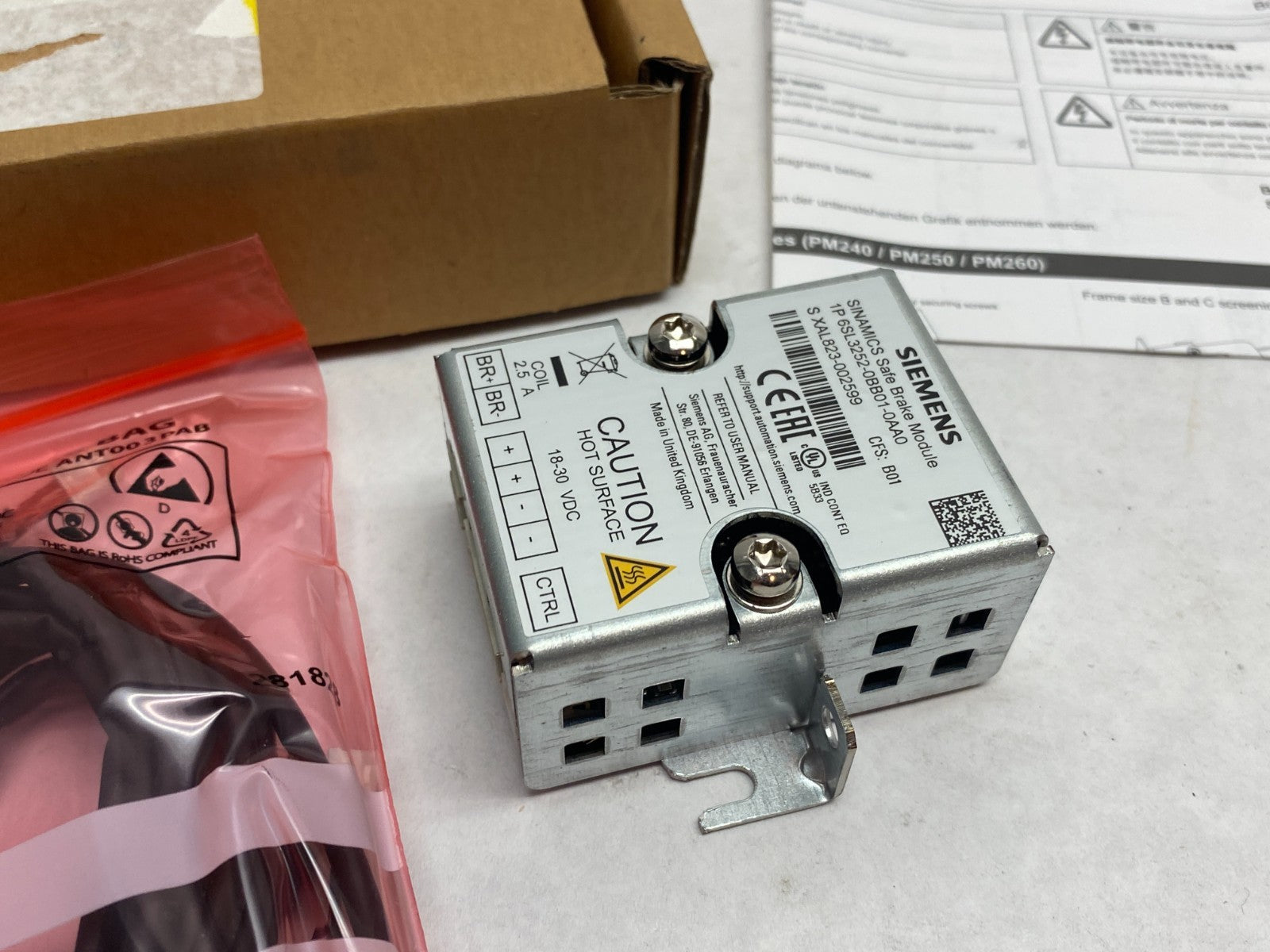 Siemens 6SL3252-0BB01-0AA0 SINAMICS Safe Brake Relay for Power Module - Maverick Industrial Sales