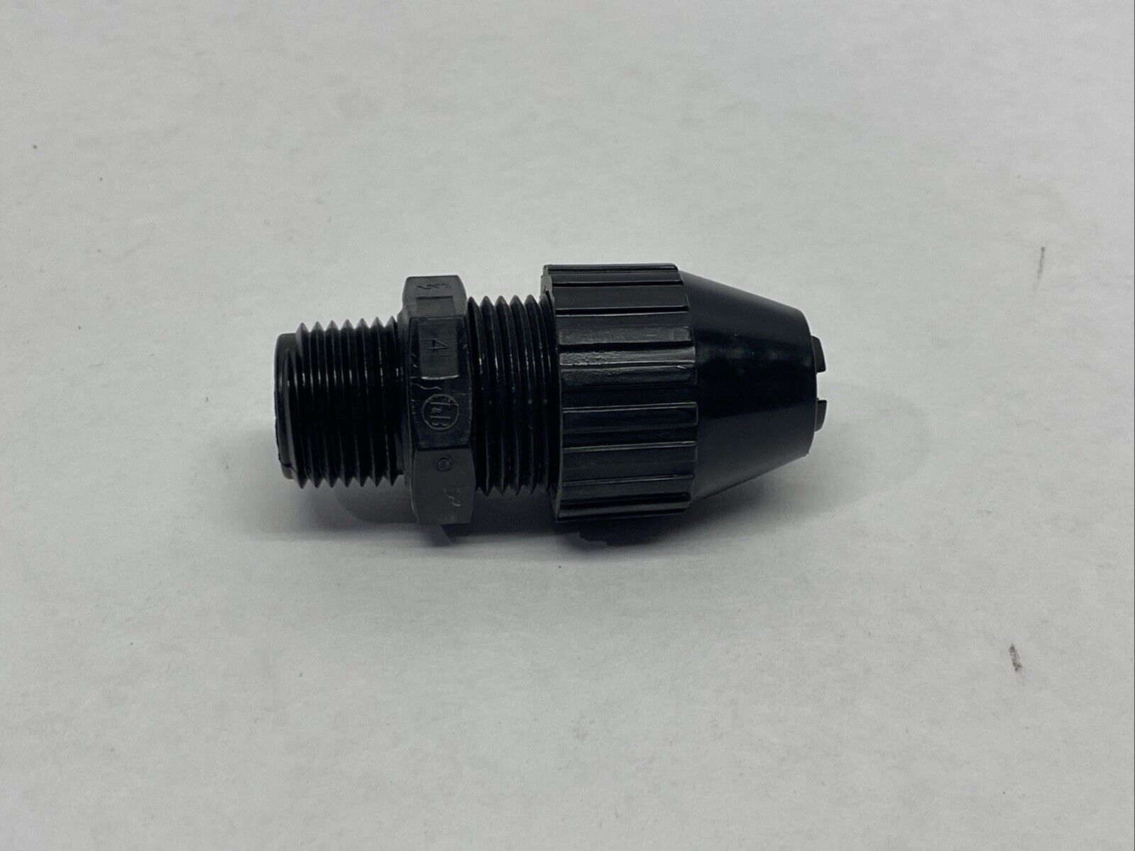 2672 | T&B Thomas & Betts 1/2" Liquid Tight Strain Relief .250-.400" Cord LOT OF 2 - New Other - Maverick Industrial Sales