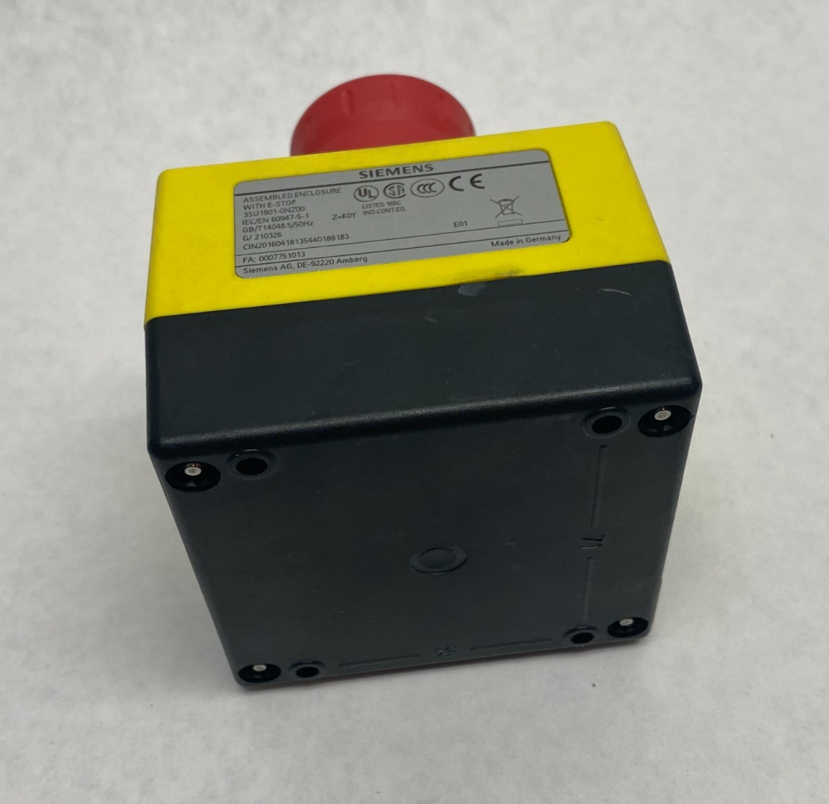Siemens 3SU1801-0NZ00 K0Y Sirius ACT Plastic Emergency Stop Housing Assembly - Maverick Industrial Sales