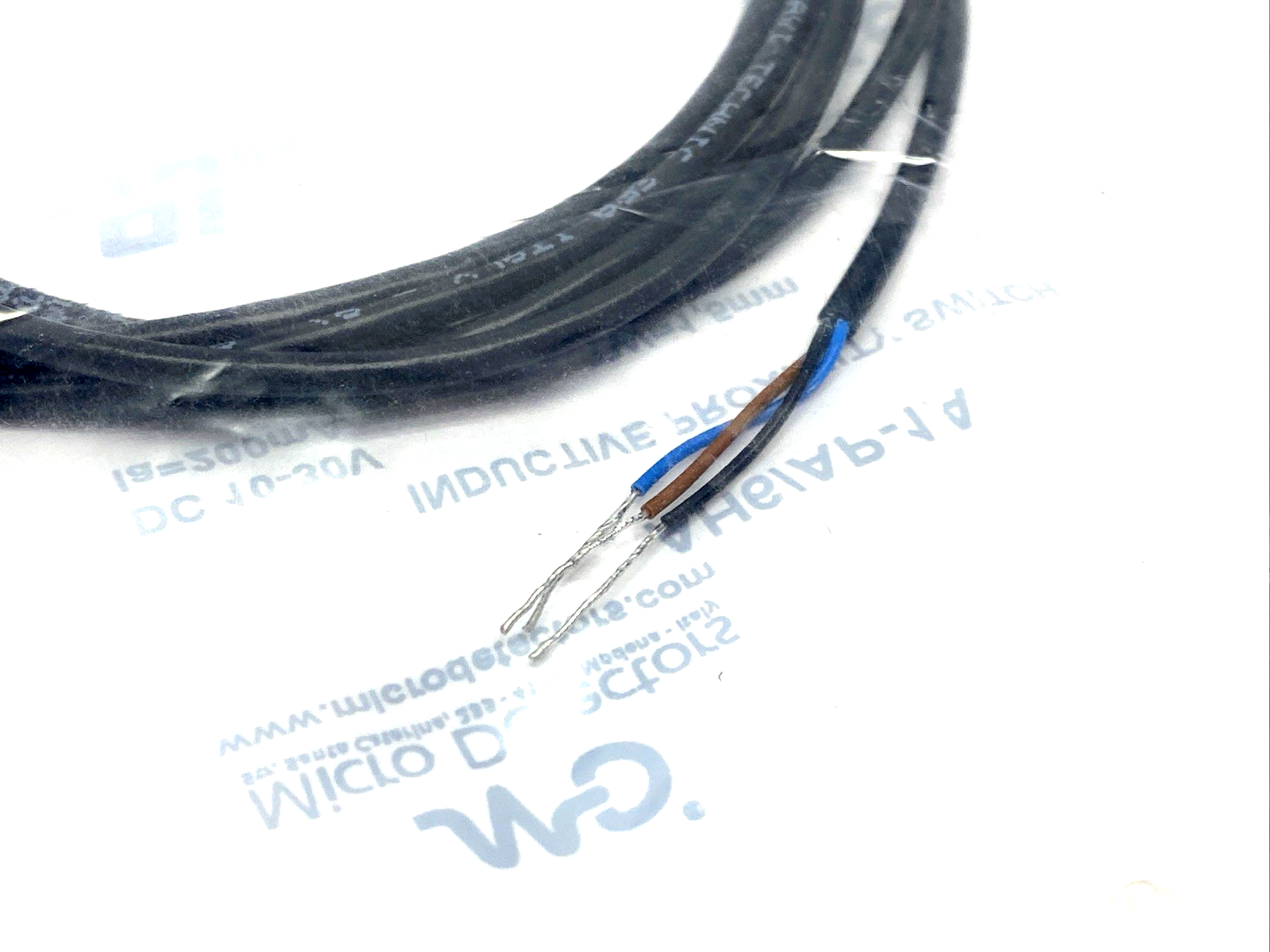 Micro Detectors AH6/AP-1A Inductive Proximity Switch 6.5mm Dia. 2m Cable - Maverick Industrial Sales