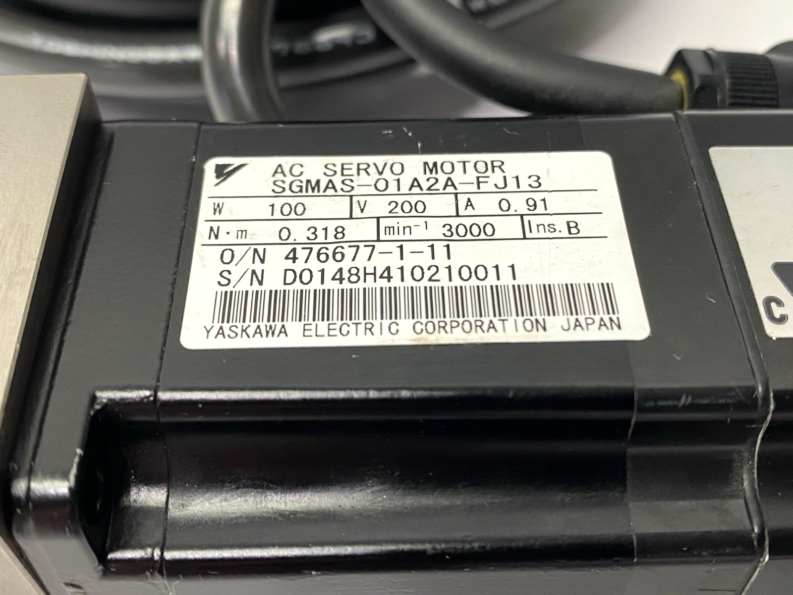 Yaskawa SGMAS-01A2A-FJ13 AC Servo Motor 200V 100W - Used - Maverick Industrial Sales