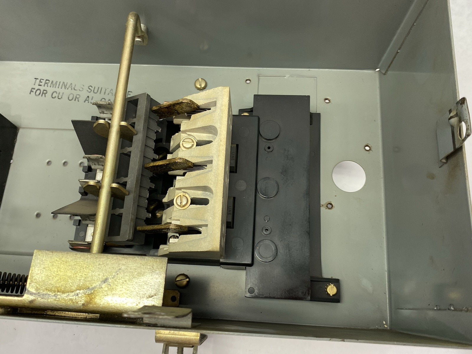 373D633G06 | Westinghouse Fusible Plug-In Switch Unit TAP-362 60A 3-Phase - Used - Maverick Industrial Sales