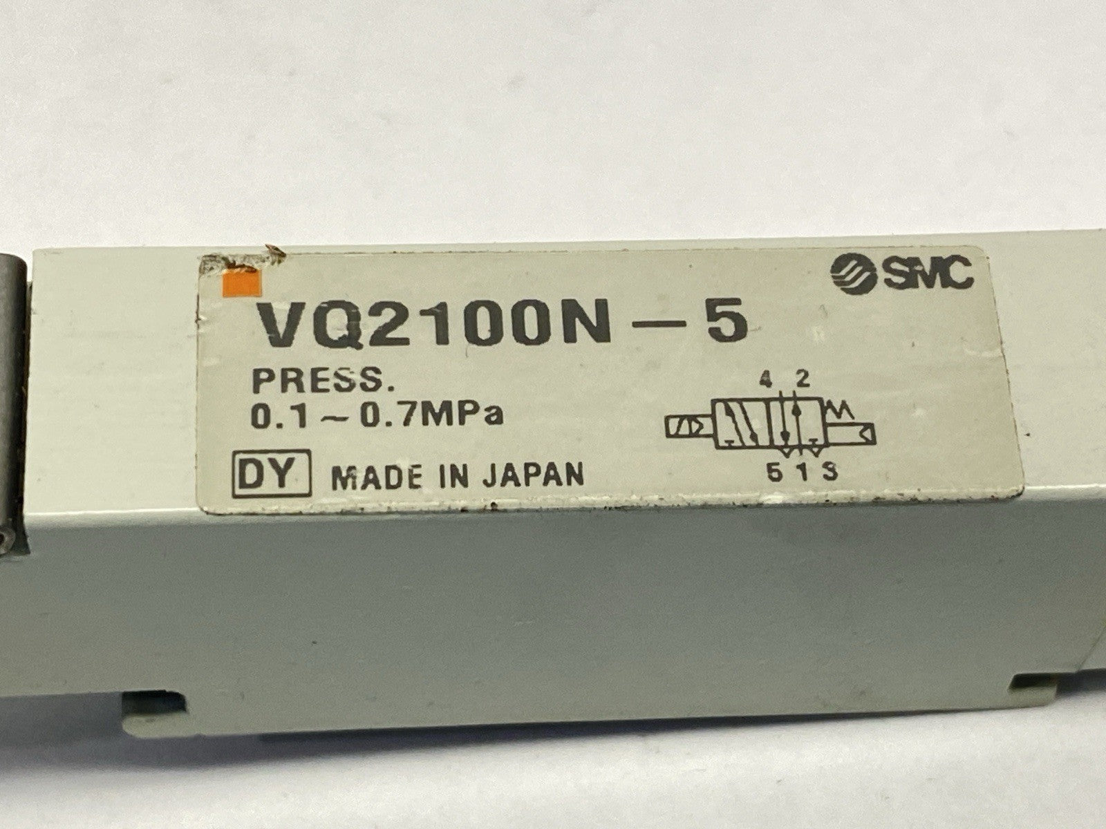 SMC VQ2100N-5 Pneumatic Solenoid Valve 5 Port 24VDC 1W - Maverick Industrial Sales