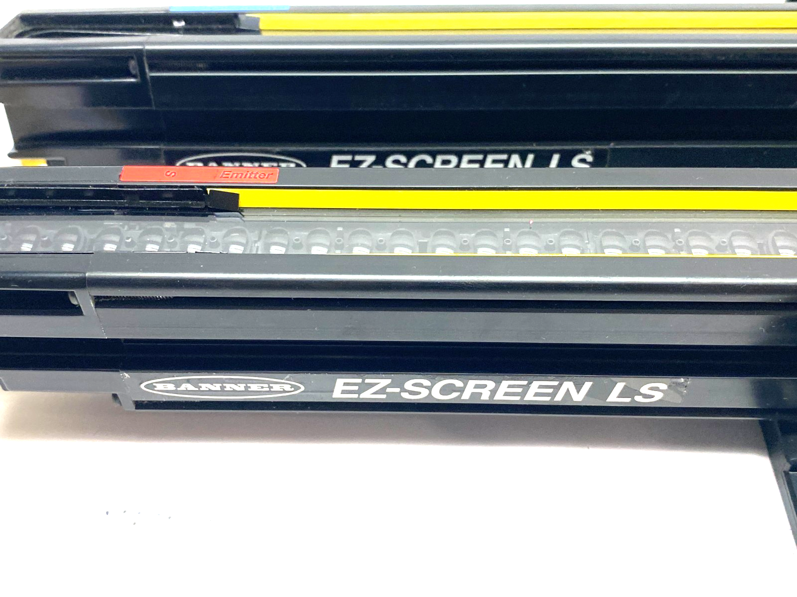 Banner SLLCP23-630-S EZ-SCREEN Cascade Light Curtain Set 12m Range 815254 - Maverick Industrial Sales