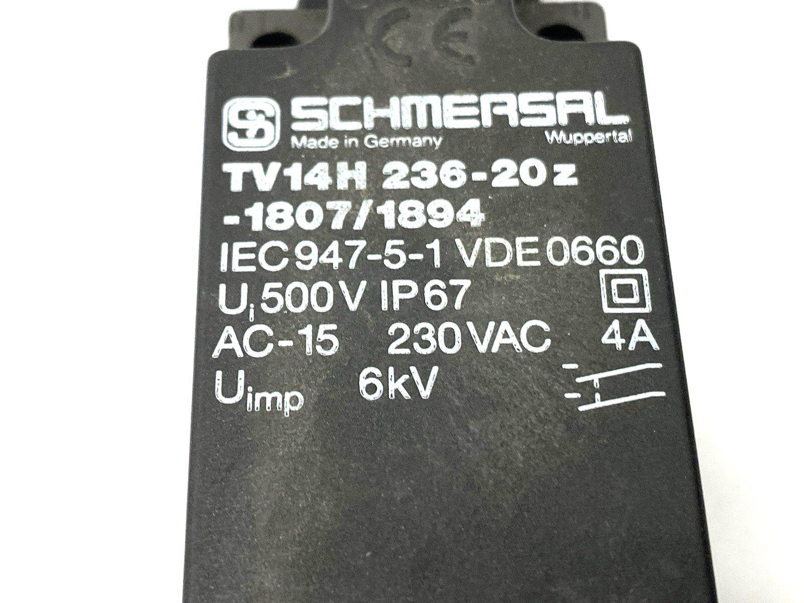 Schmersal TV14H 236-20z-1807/1894 Limit Switch w/ Roller Lever 230VAC 6kV - Maverick Industrial Sales