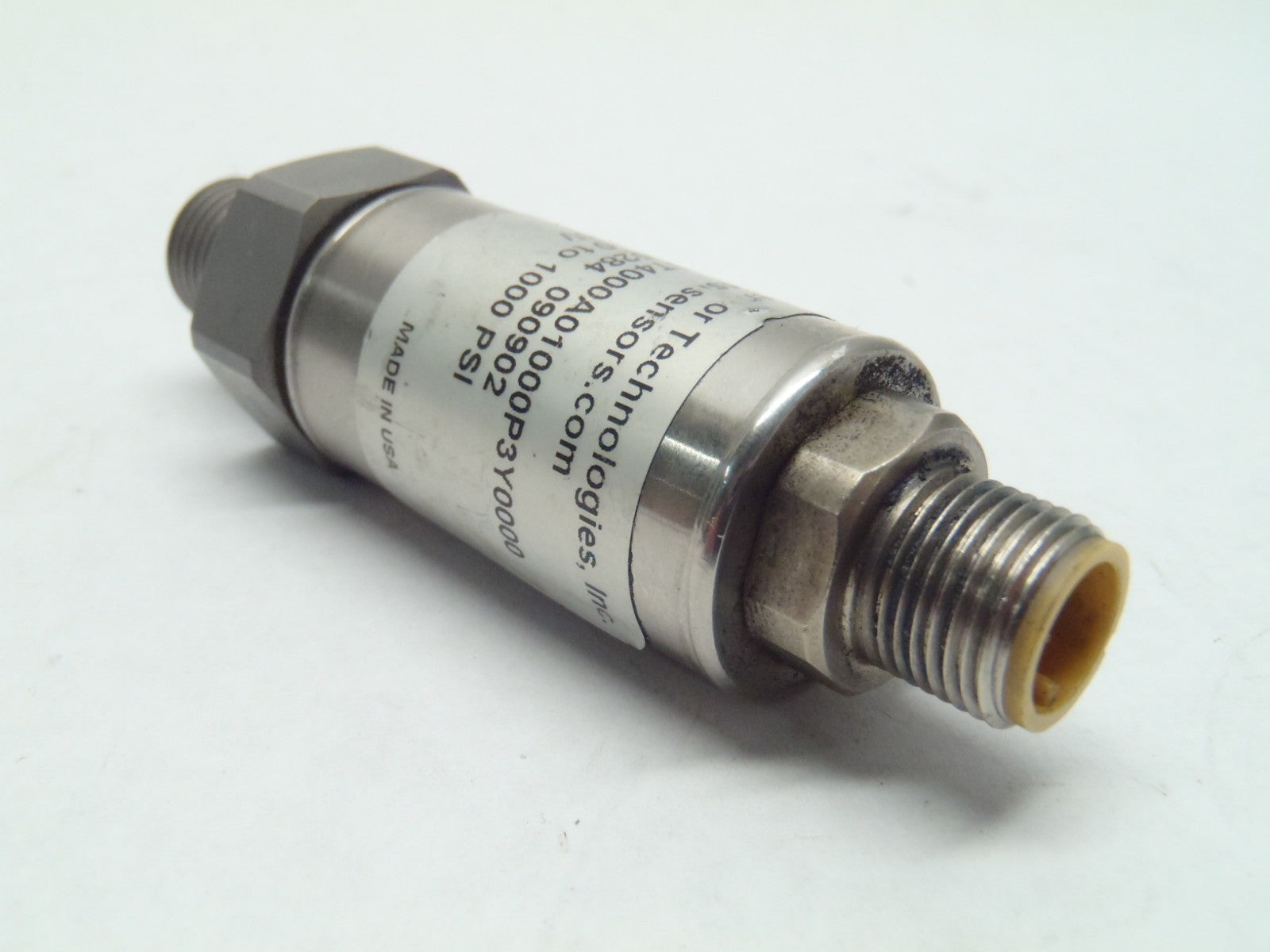 American AST4000A01000P3Y0000 0-1000 PSI Pressure Sensor 1-5 V output - Maverick Industrial Sales