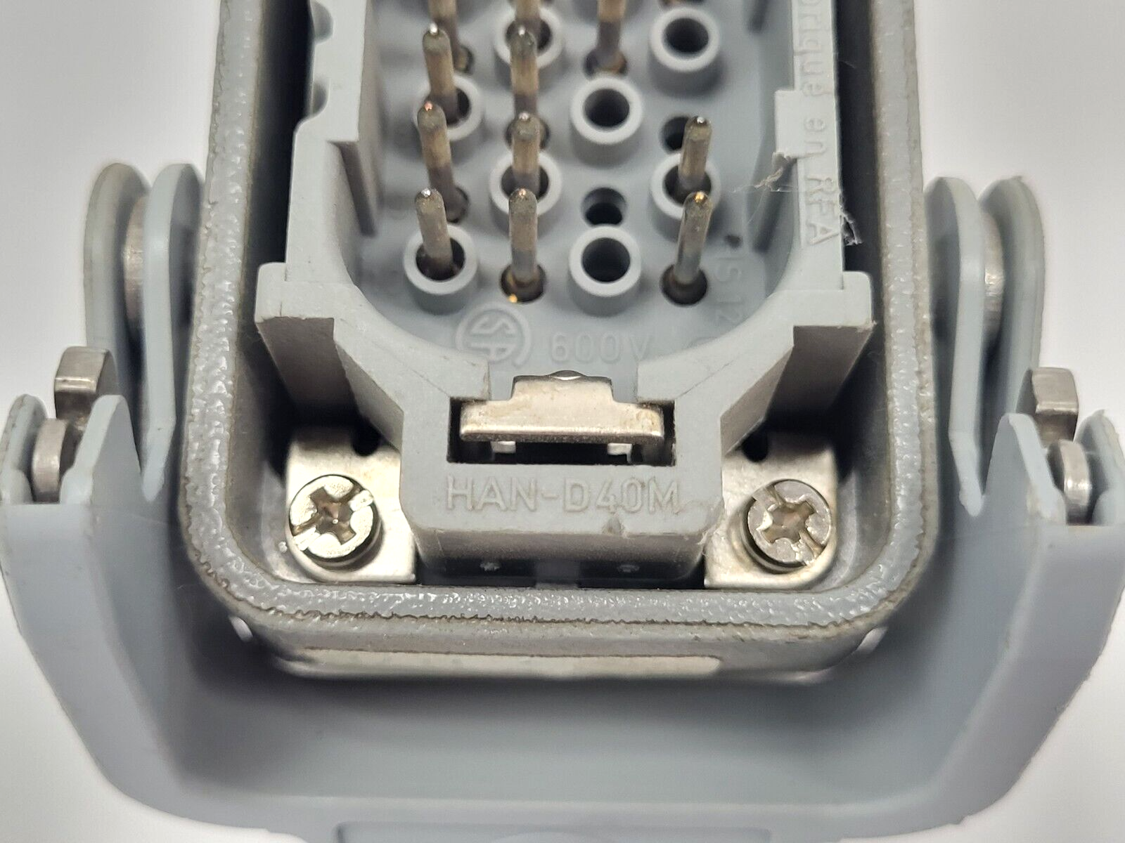 HARTING HAN-D40M Heavy Duty Power Connecting Housing 28-Pin 3HNE01900-1 - Maverick Industrial Sales