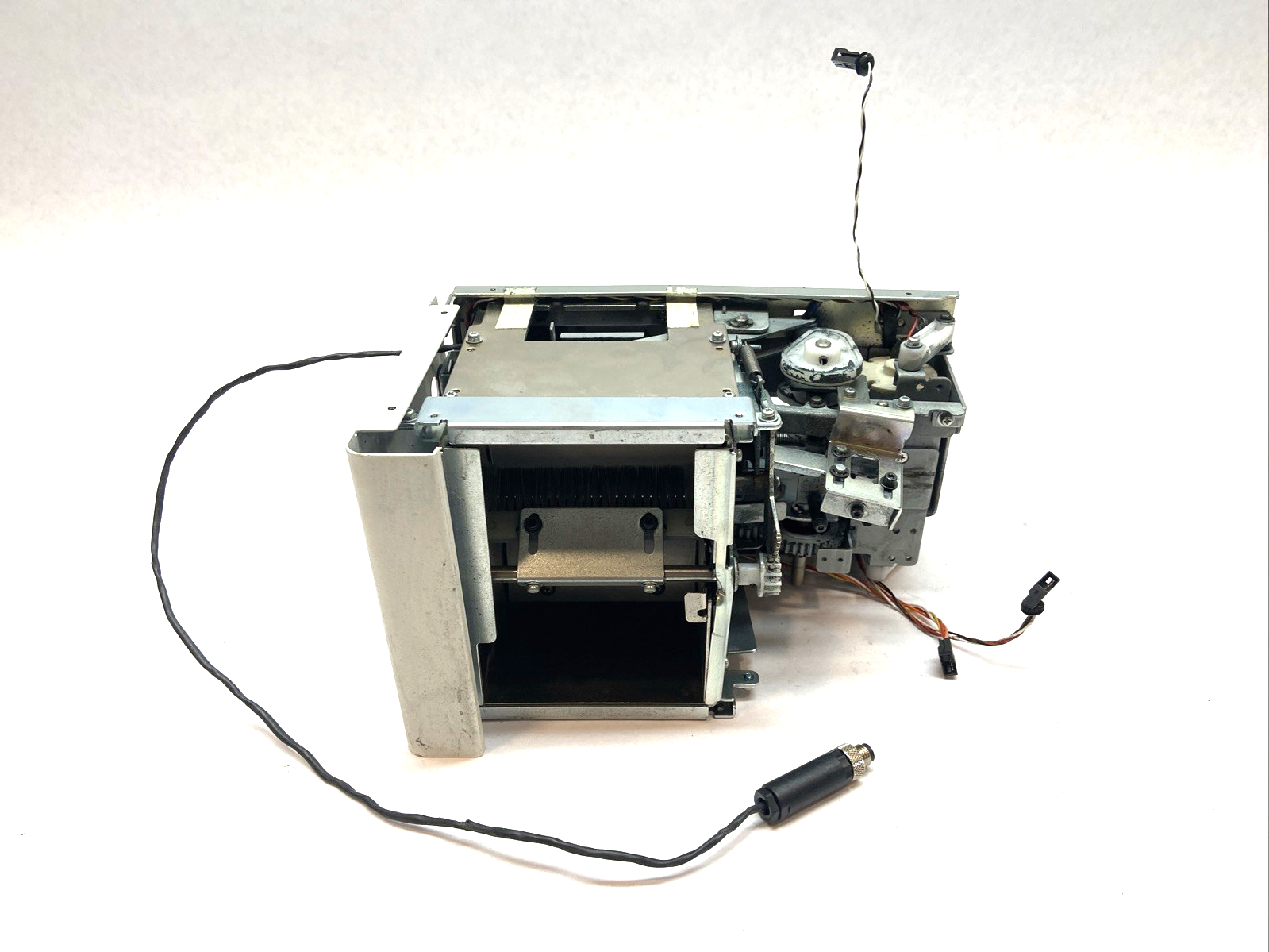JSP-R23 | Janome Automatic Screw Feeder Presenter JSP-R Series NO SHELL - For parts or not working - Maverick Industrial Sales