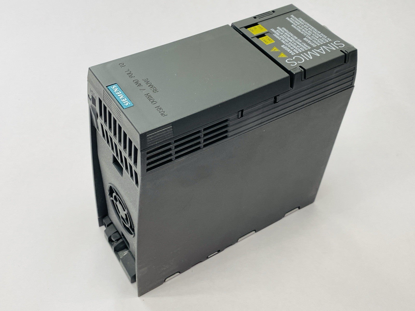 Siemens 6SL3210-1KE11-8AF2 SINAMICS Frequency Converter 0.55kW 0.75HP G120C PN - Maverick Industrial Sales