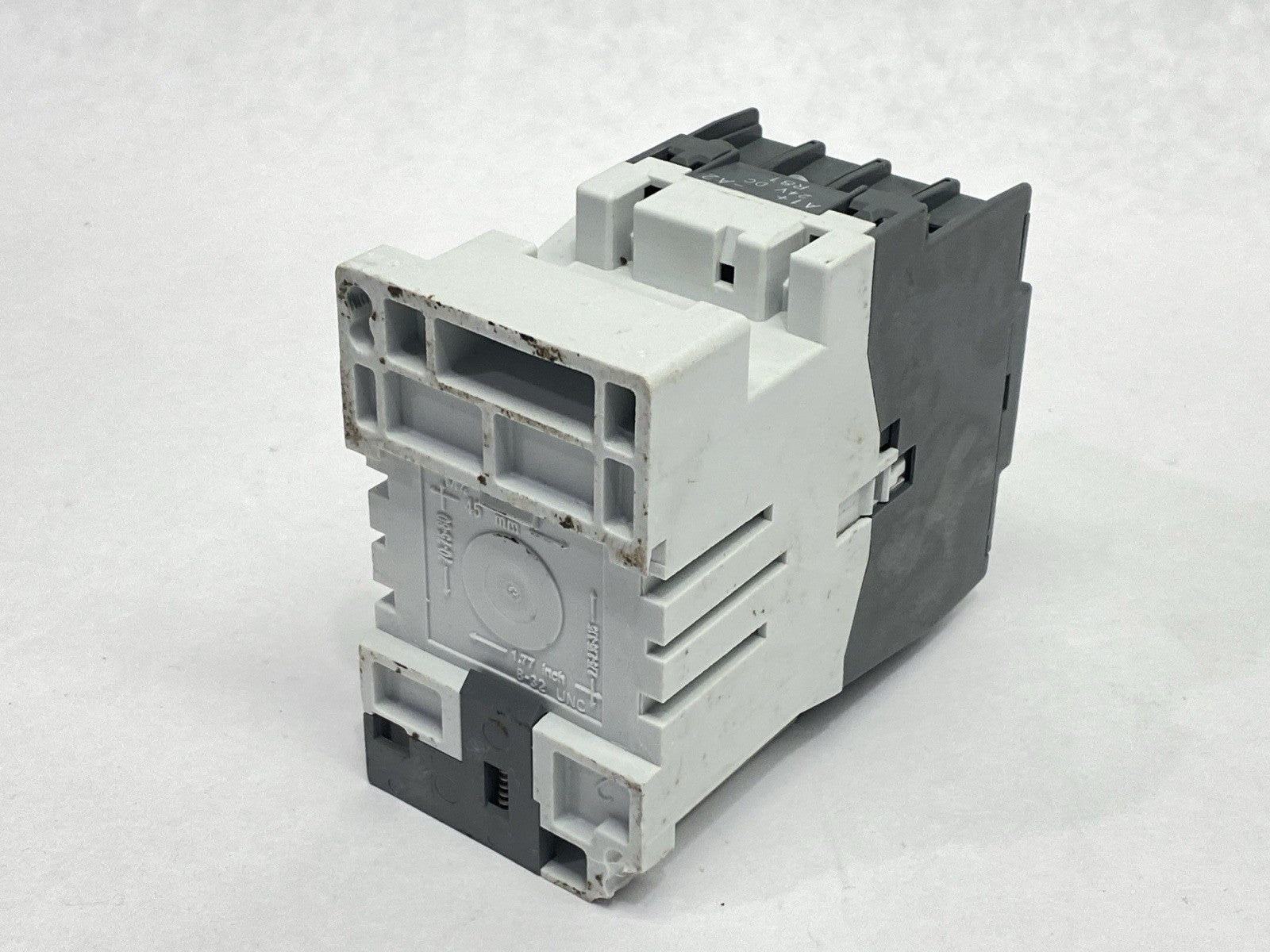 AL26-30-10 | ABB AL26 Contactor 3P 45A 690V 24VDC Coil - For parts or not working - Maverick Industrial Sales