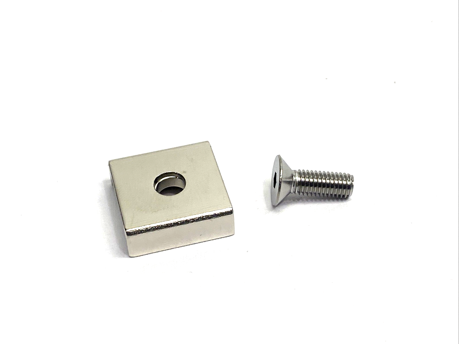 HXCS20 | MiSUMi Magnets w/ Holder, Countersunk Hole, Square, 20mm LOT OF 2 - New – Open box - Maverick Industrial Sales