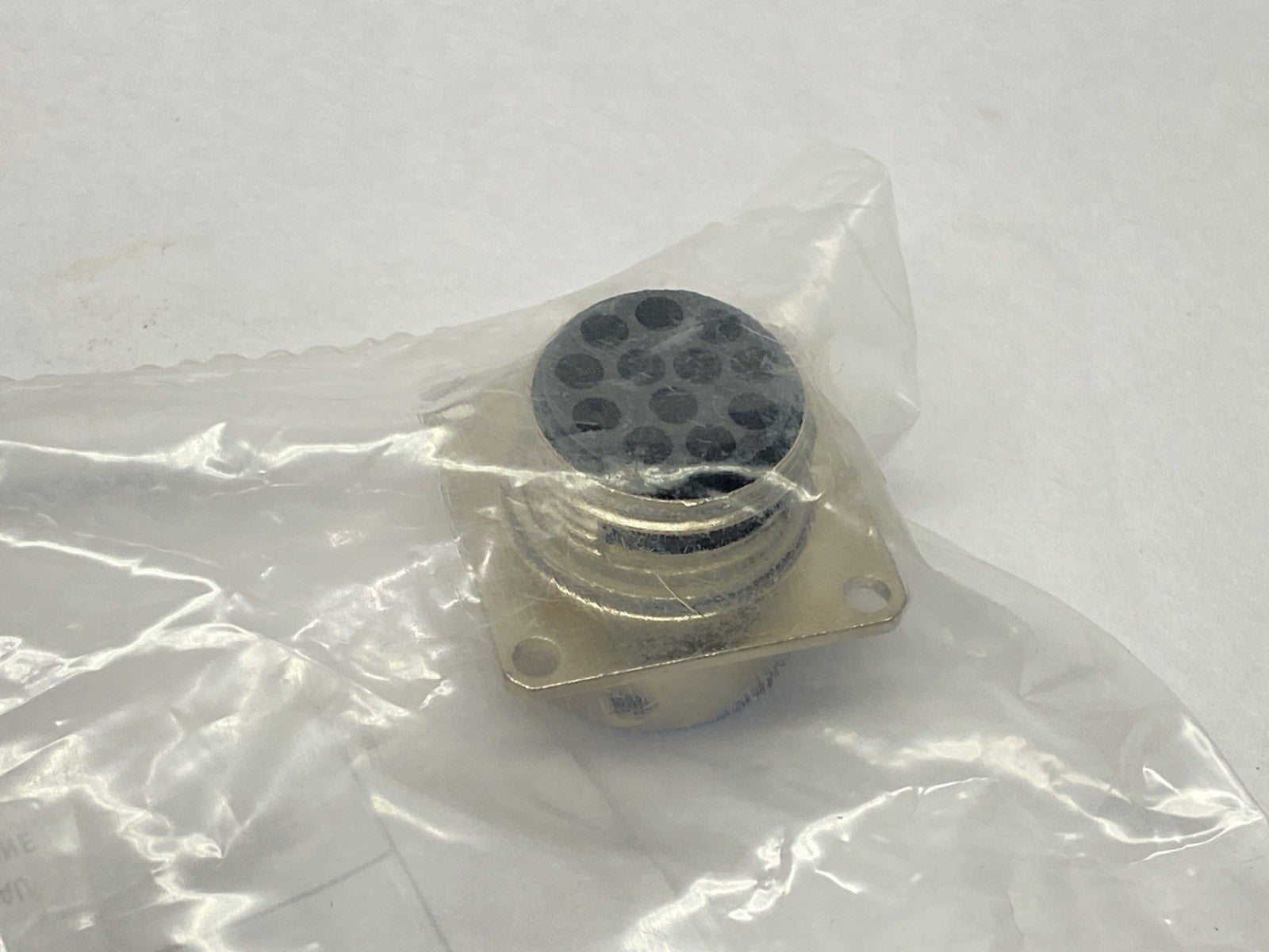 UT0014-12SH | Eaton Souriau-Sunbank 12-Position Circular Connector Receptacle - New - Maverick Industrial Sales