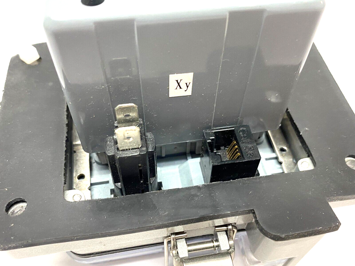 P-R2-K3RF3-U338 | Grace Tech. GracePort Ethernet Duplex Interface Panel Outlet - Used - Maverick Industrial Sales