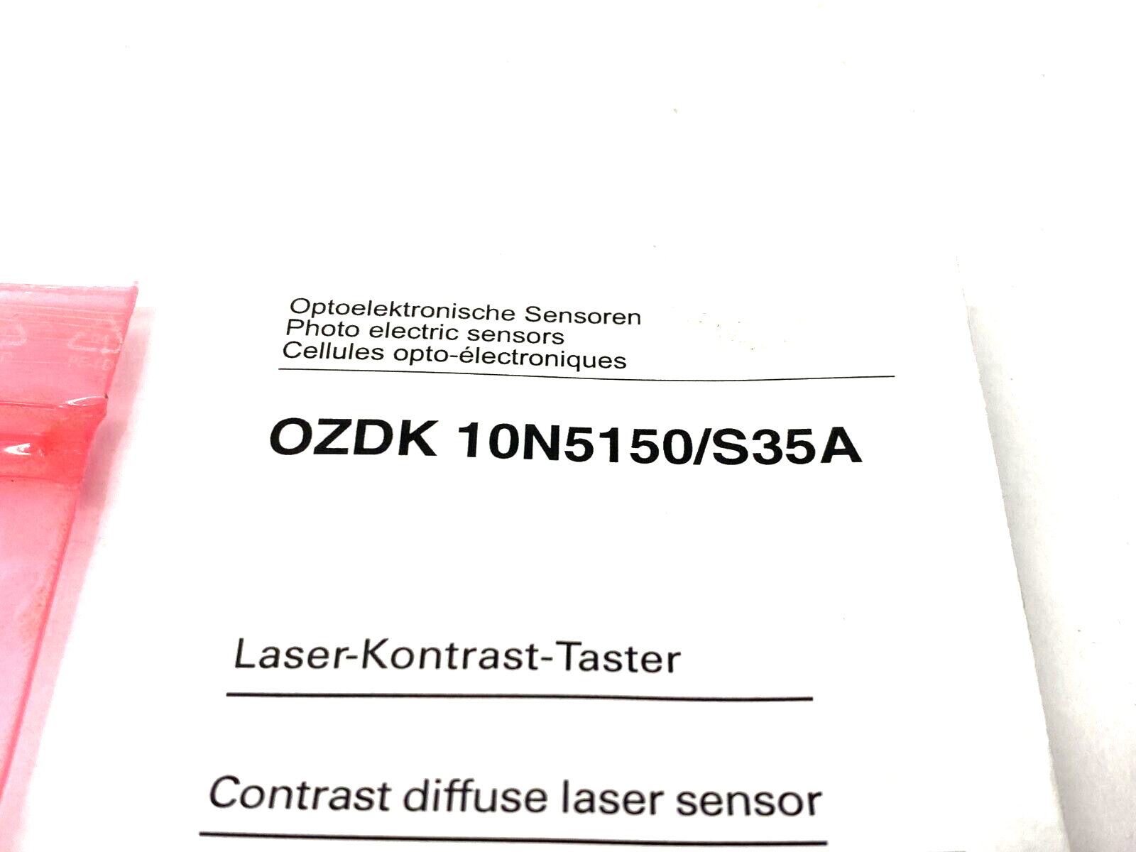 Baumer OZDK 10N5150/S35A Miniature Diffuse Contrast Sensor 3~150mm 10162952 - Maverick Industrial Sales