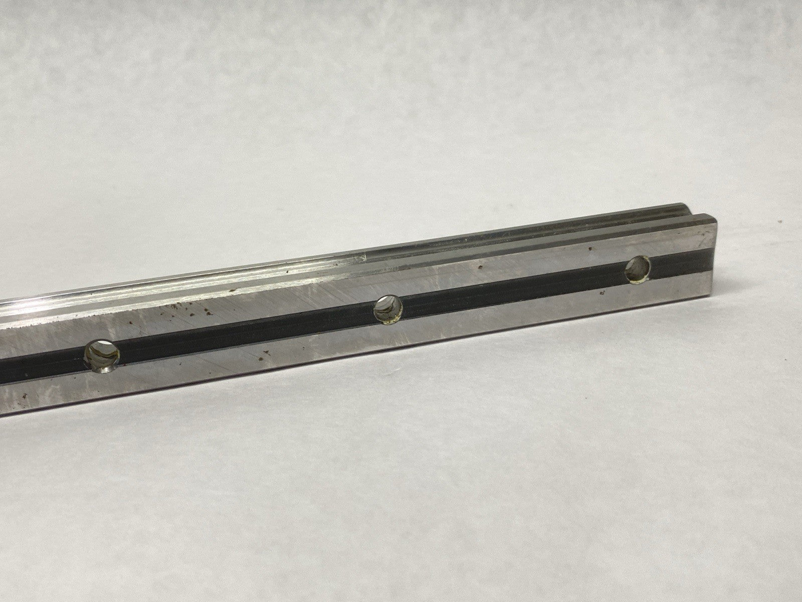 H20-1000L | WON Standard Linear Guide Rail H20 Series 1000mm Length - Used - Maverick Industrial Sales