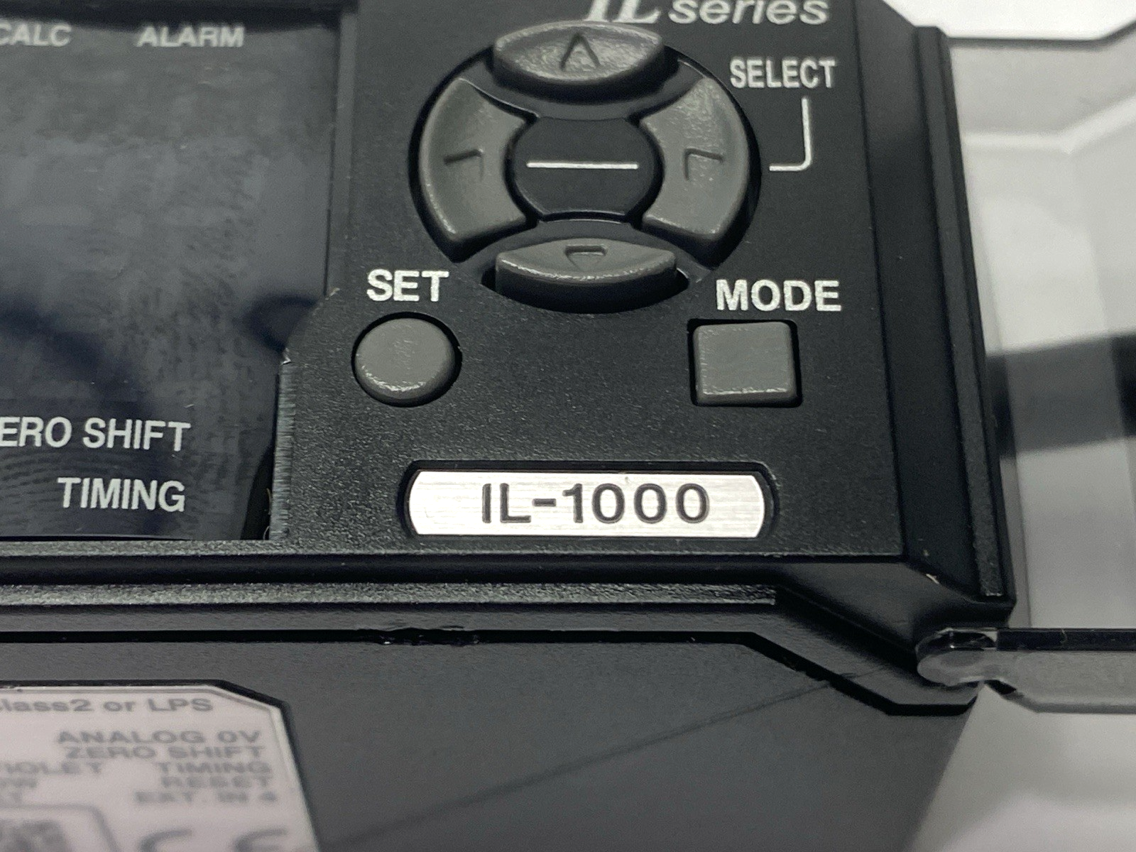 Keyence IL-1000 Analog Laser Sensor Amplifier Main Unit CUT CORD - Maverick Industrial Sales