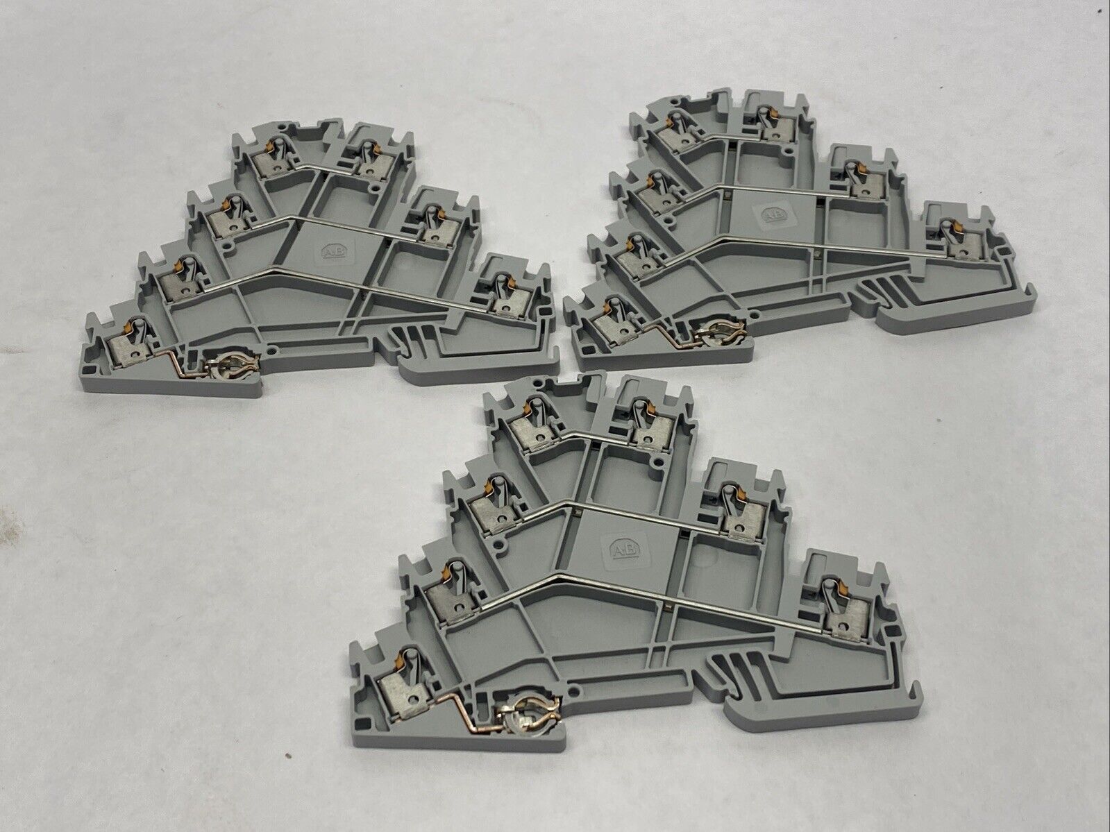 Allen Bradley 1492-PQ3-800 Feed Through Terminal Block 600V LOT OF 3 - Maverick Industrial Sales