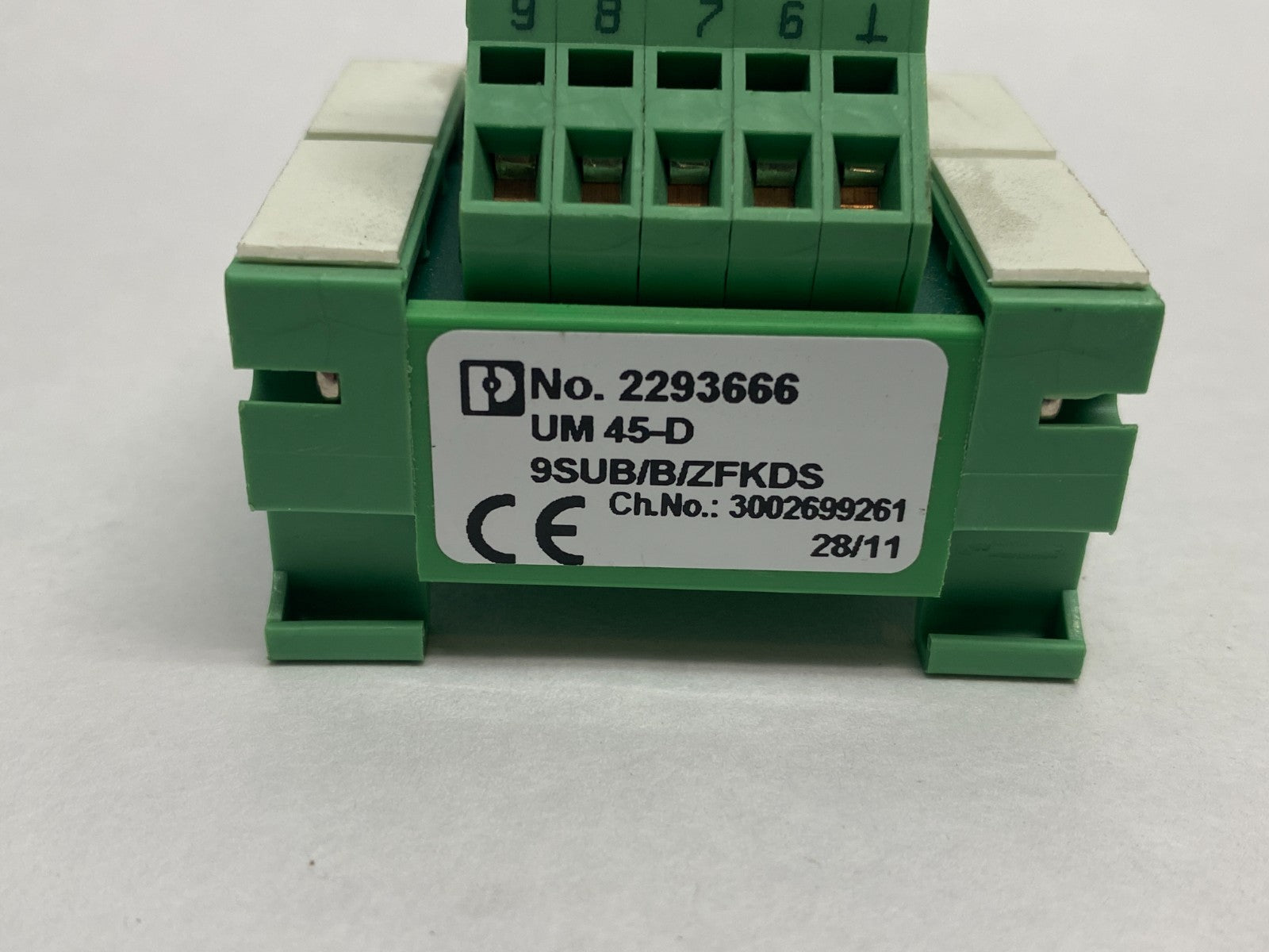 2293666 | Phoenix Contact VARIOFACE Termination Board UM 45-D 9SUB/B/ZFKDS - Used - Maverick Industrial Sales