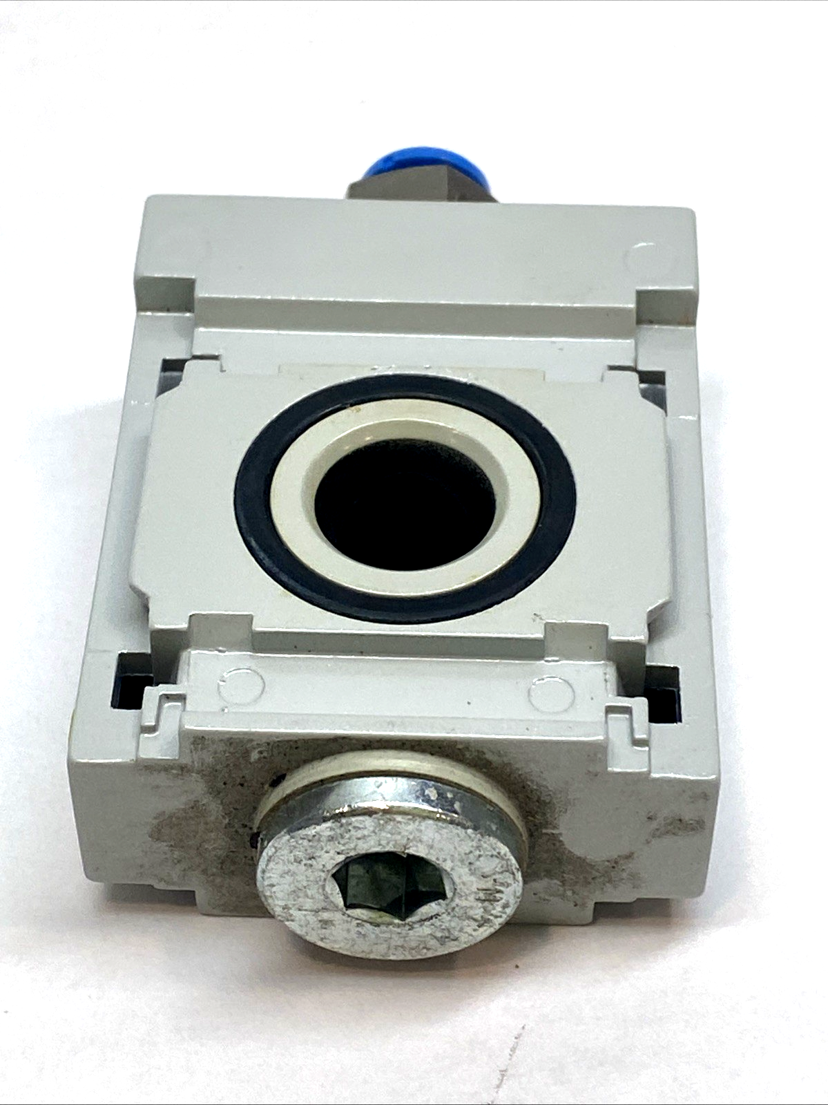 MS6-FRM-FRZ | Festo Distributor Block Branching Module G1/2 Port Air Prep 549337 - Used - Maverick Industrial Sales