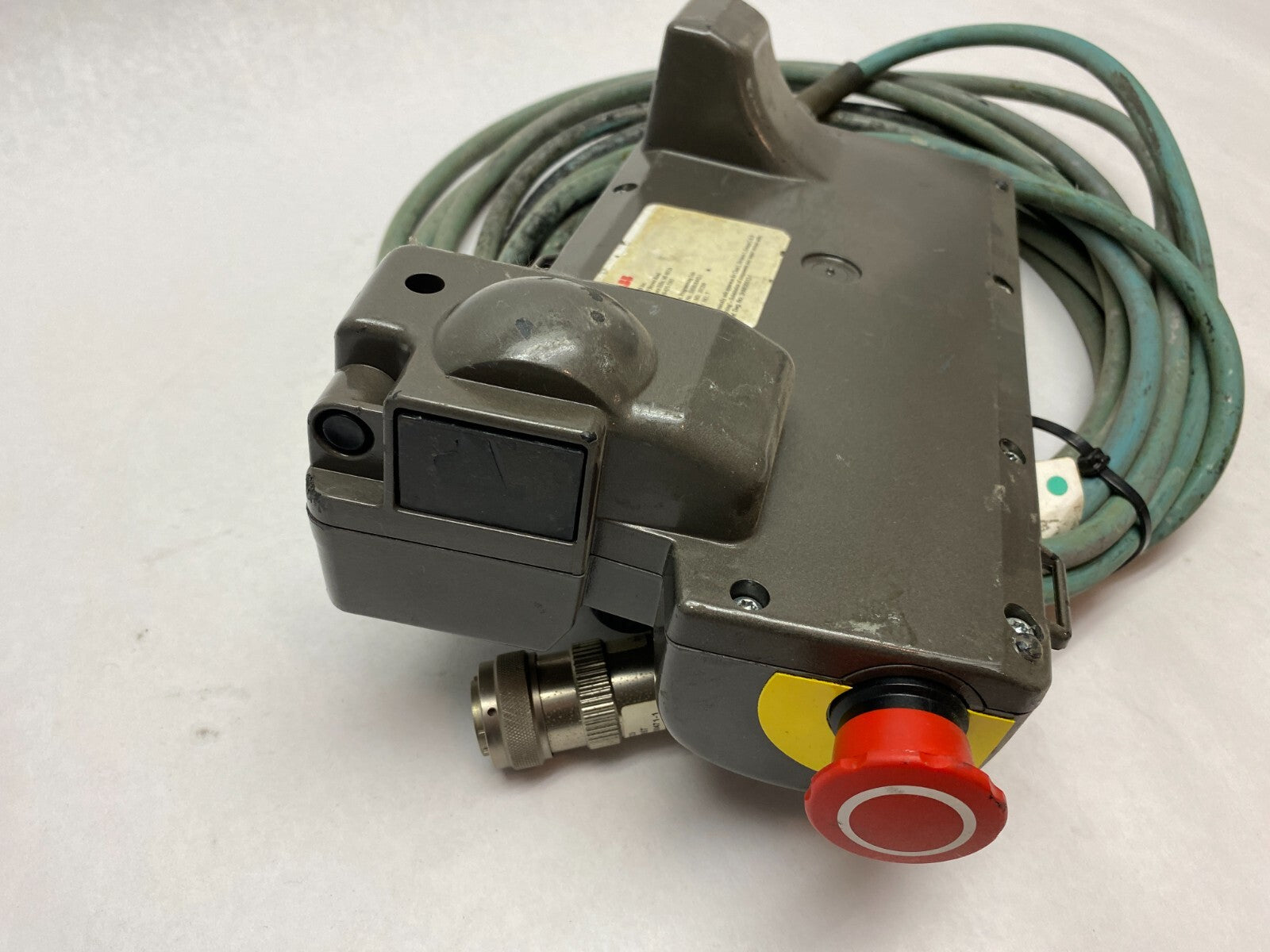 3HNE00442-1 | ABB Robot Teach Pendant REV 7 - Used - Maverick Industrial Sales