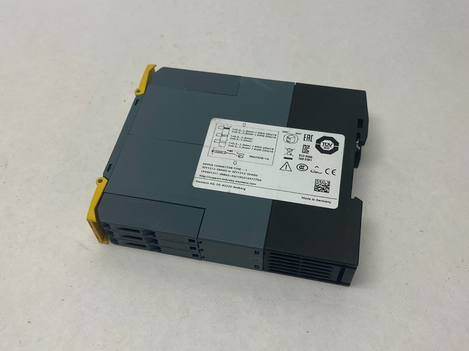 Siemens 3SK1211-2BB40 SIRIUS Safety Relay, Spring-Type, Output Expansion, 24VDC - Maverick Industrial Sales