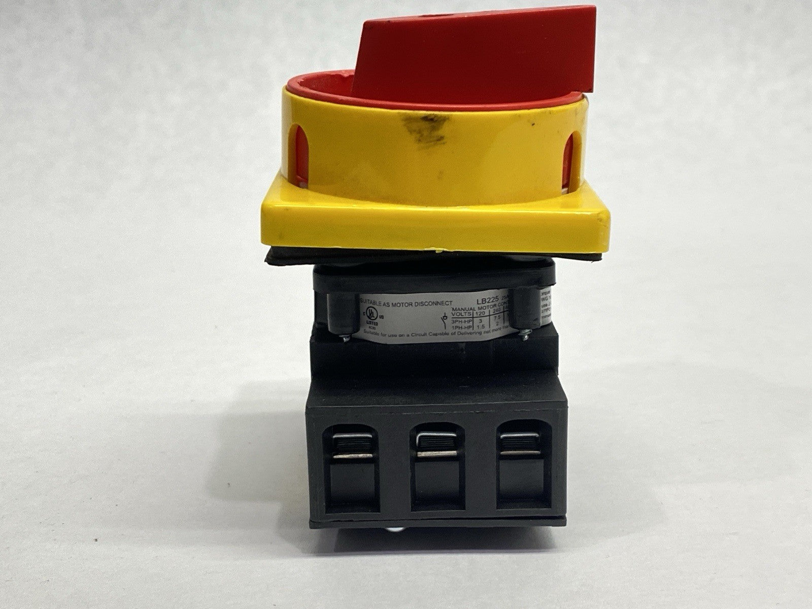 466-148 | RS PRO Panel Mount Load Break Switch 3-Pole 25A 750V - Used - Maverick Industrial Sales