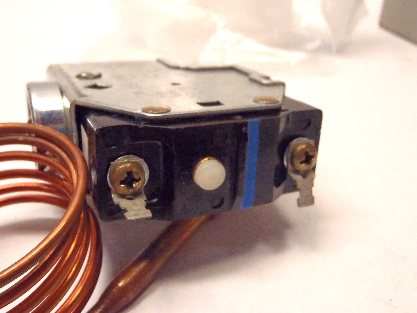 Trane CNT00421 Pressure Control Auto Reset - Maverick Industrial Sales