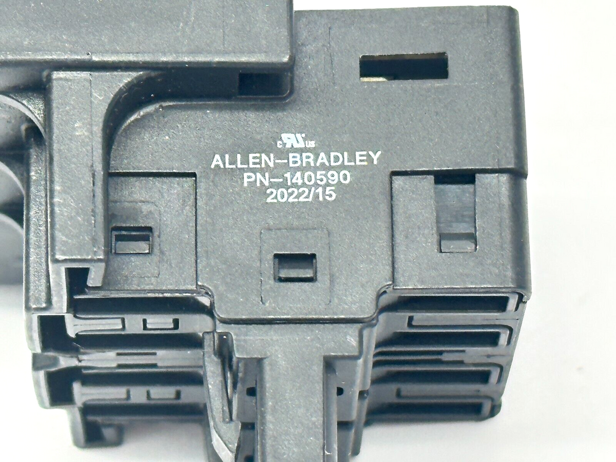 140590 | Allen Bradley Kinetix Terminal Connector - New – Open box - Maverick Industrial Sales