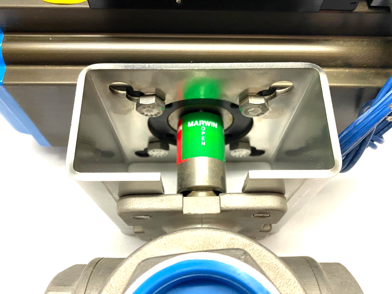 Marwin UT Series Pneumatic Ball Valve Actuator Assembly, 1-1/2", 3-Way - Maverick Industrial Sales