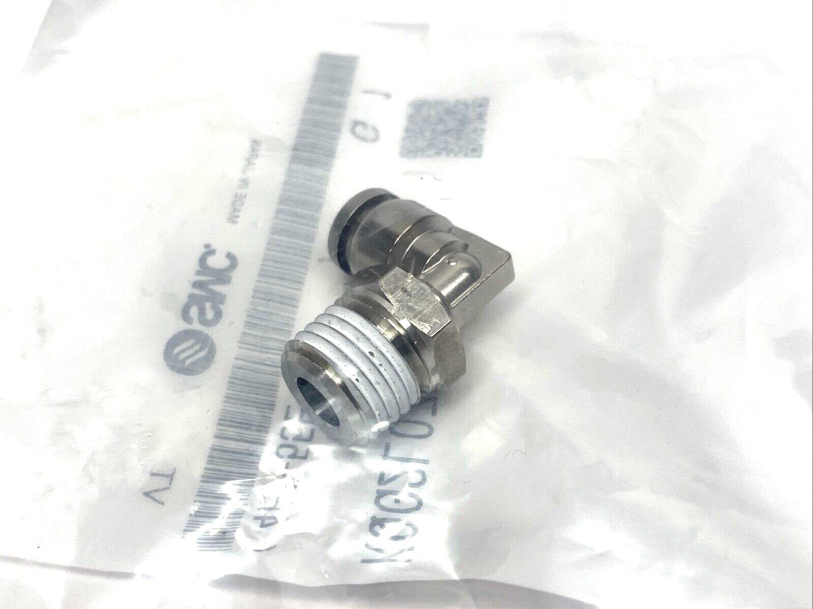 KQG2L07-N02S | SMC Pneumatic Fitting, Male Elbow SS 1/4" Tube OD 1/4" NPT, SUS - New - Maverick Industrial Sales