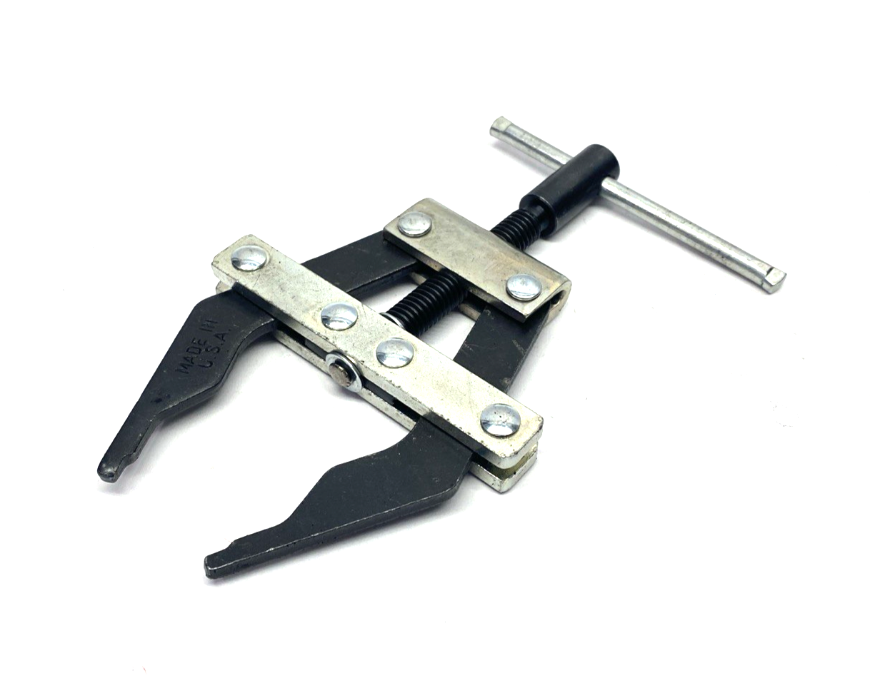 Fenner Drives 5800500 Chain Puller #50 For Chain Size 40-80 - New – Open box - Maverick Industrial Sales