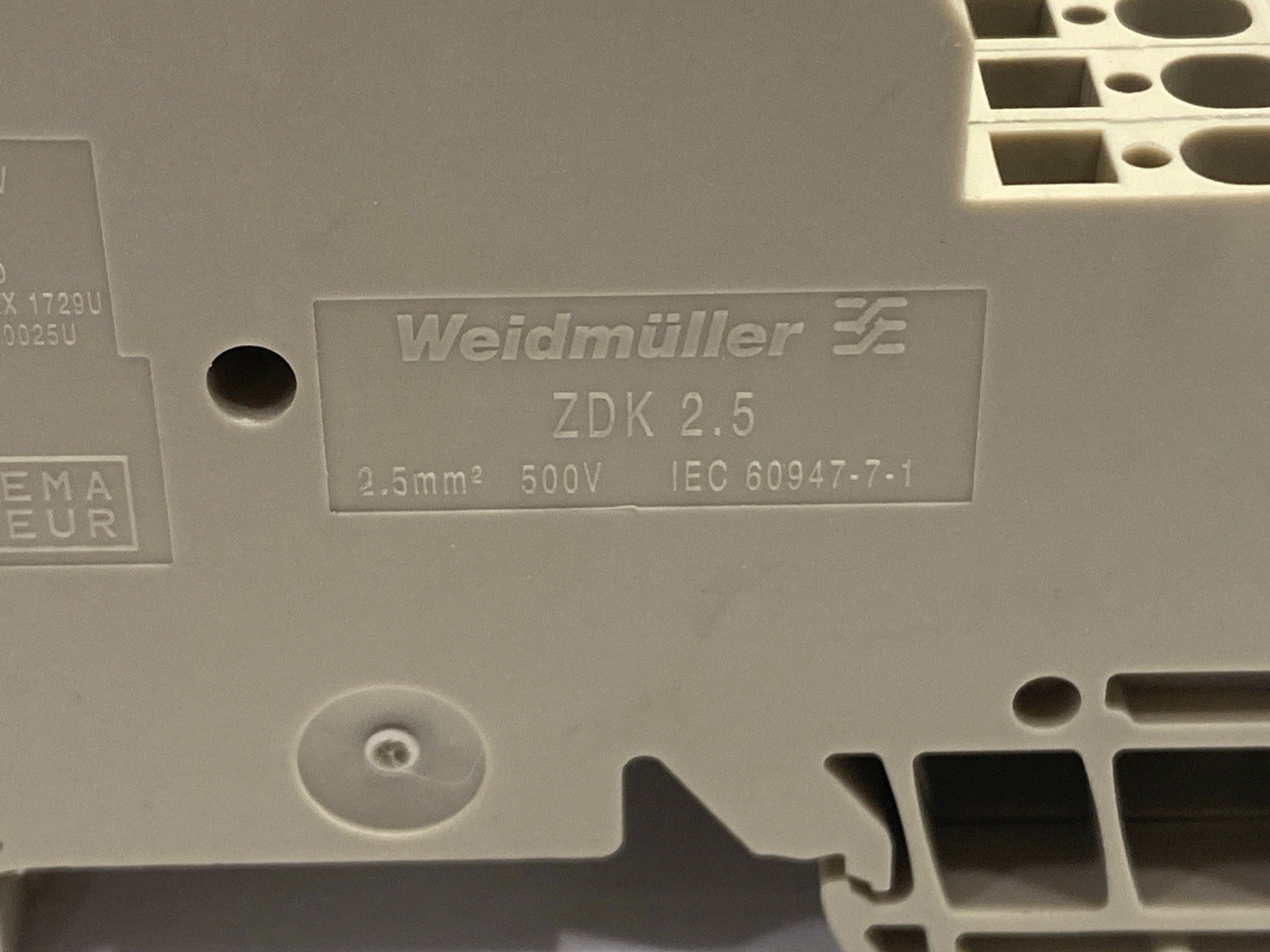 ZDK 2.5 | Weidmuller Feed-Through Terminal Block 1674300000 LOT OF 8 - Used - Maverick Industrial Sales