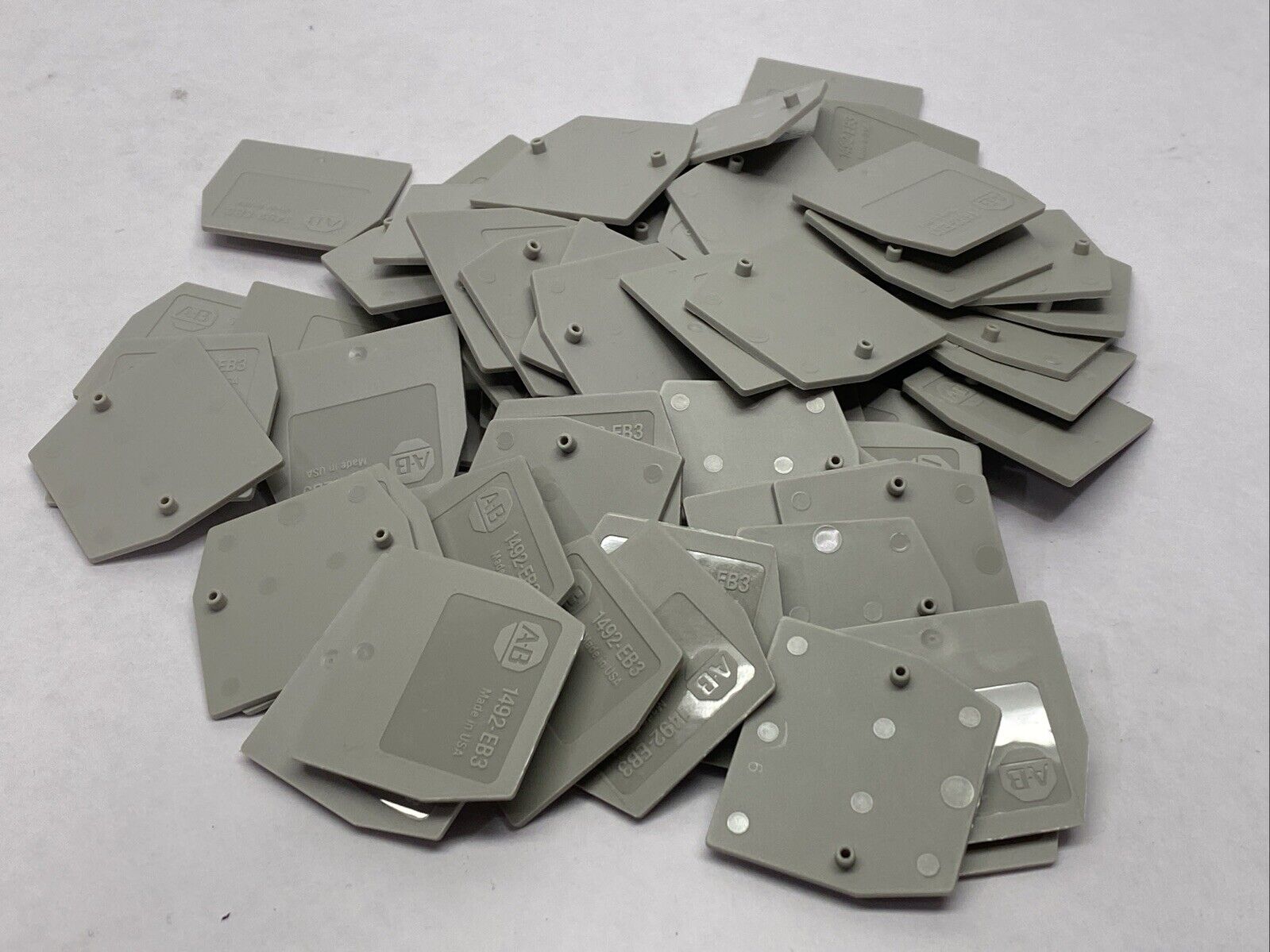 Allen Bradley 1492-EB3 Ser A Terminal Block Terminal Cover LOT OF 65 - Maverick Industrial Sales