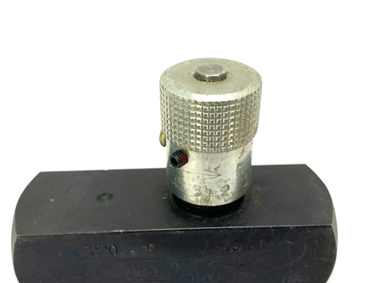 Parker F820SV-20BF Hydraulic Valve - Maverick Industrial Sales
