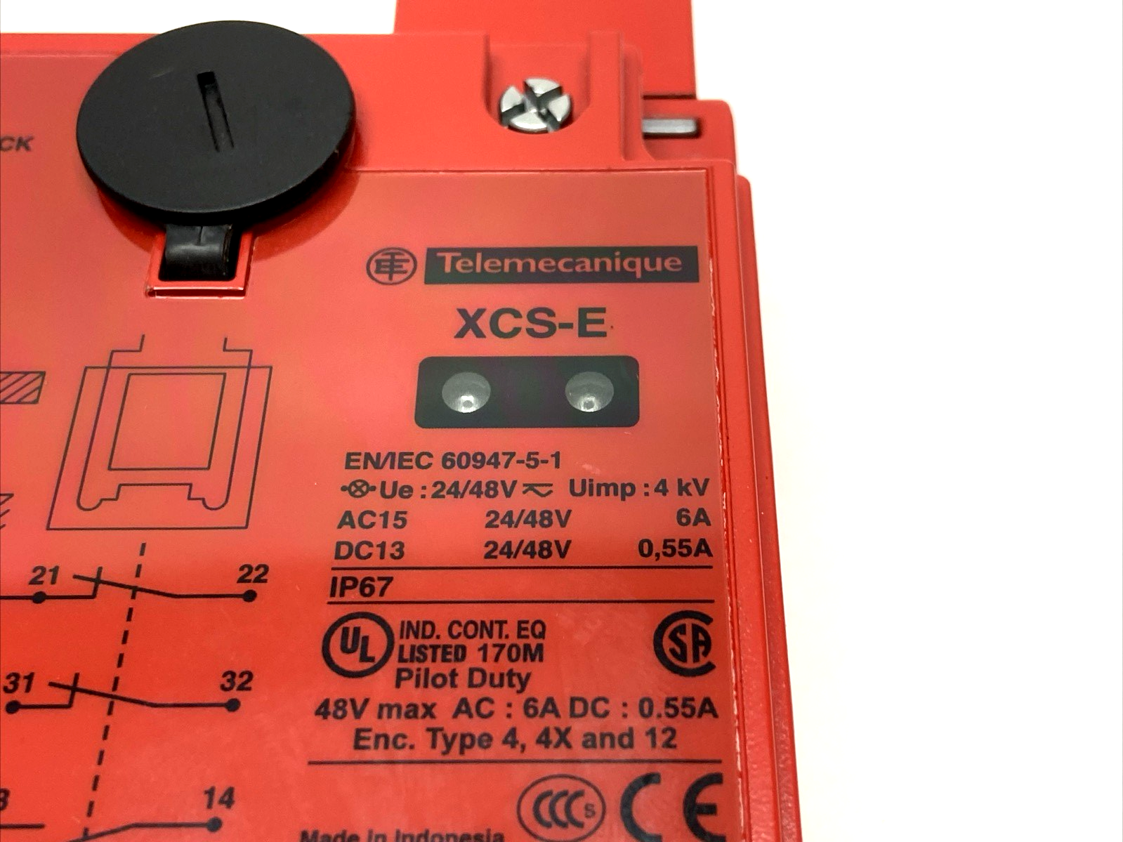 Telemecanique XCSE7313 Non-Locking Interlock Switch 2NC+1NO 10A NO KEY - Maverick Industrial Sales
