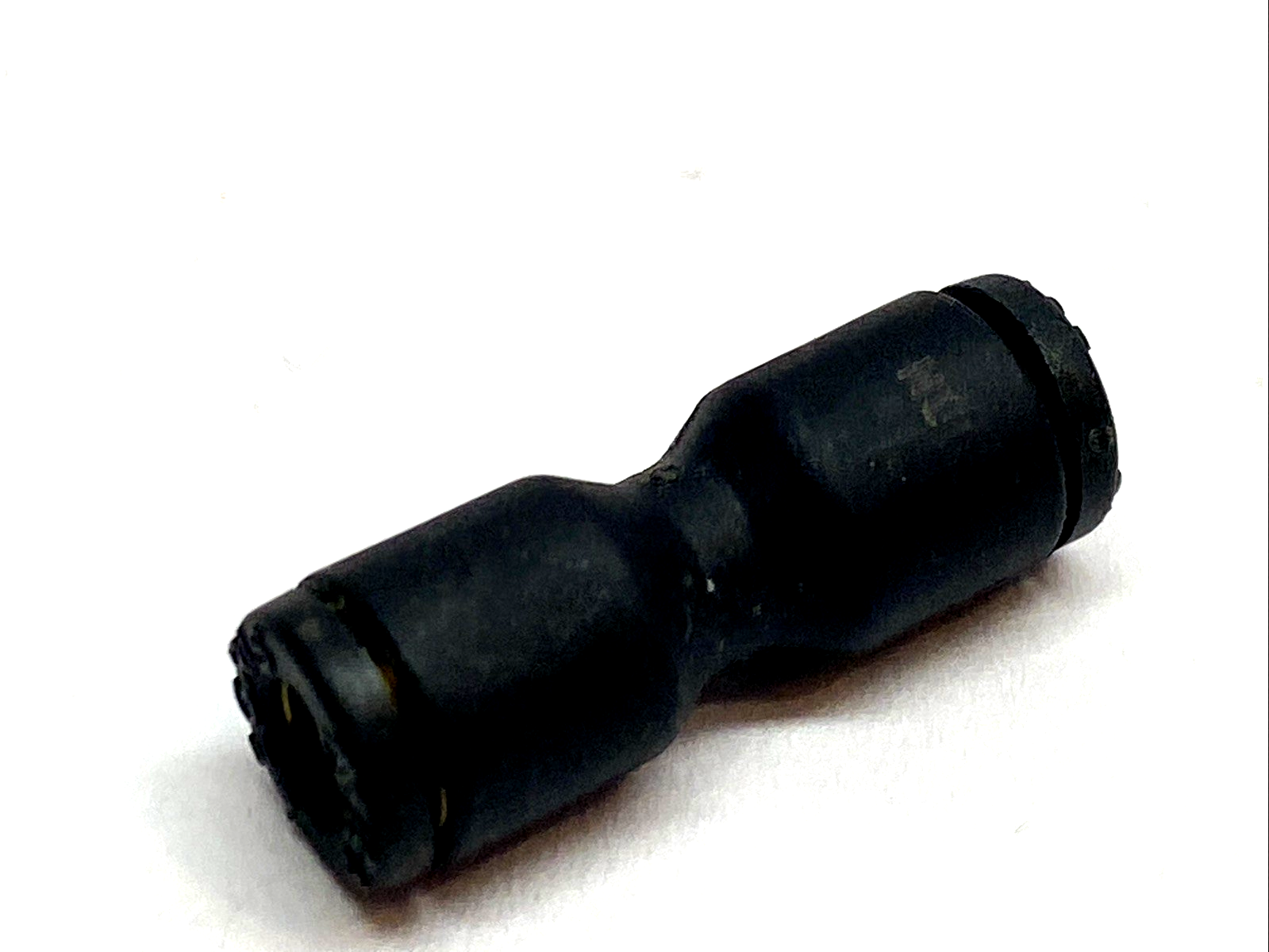 Parker Legris 3106 04 00 Push-In Straight Union , 4 mm / 5/32" LOT OF 4 - Maverick Industrial Sales