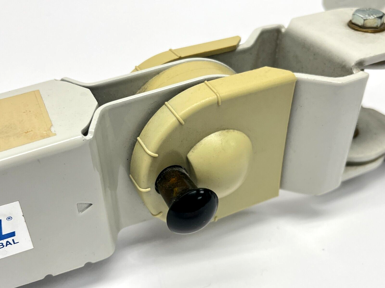 Global Industrial WB2496 10-30" Flat Panel Vesa LCD Monitor Arm 16-3/8"W White - Maverick Industrial Sales