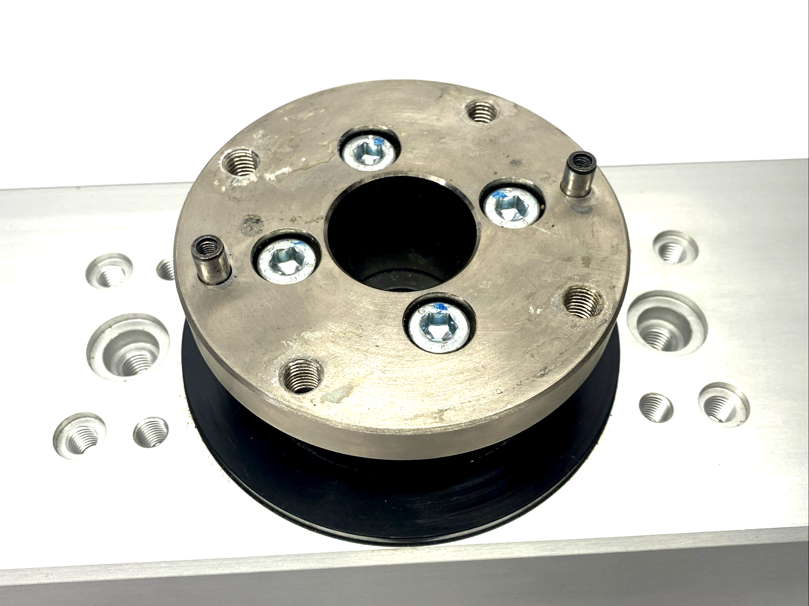 Festo DRRD-63-180-FH-Y9A Semi-Rotary Drive 63mm Size 180 Deg. Rotation 574407 - Used - Maverick Industrial Sales