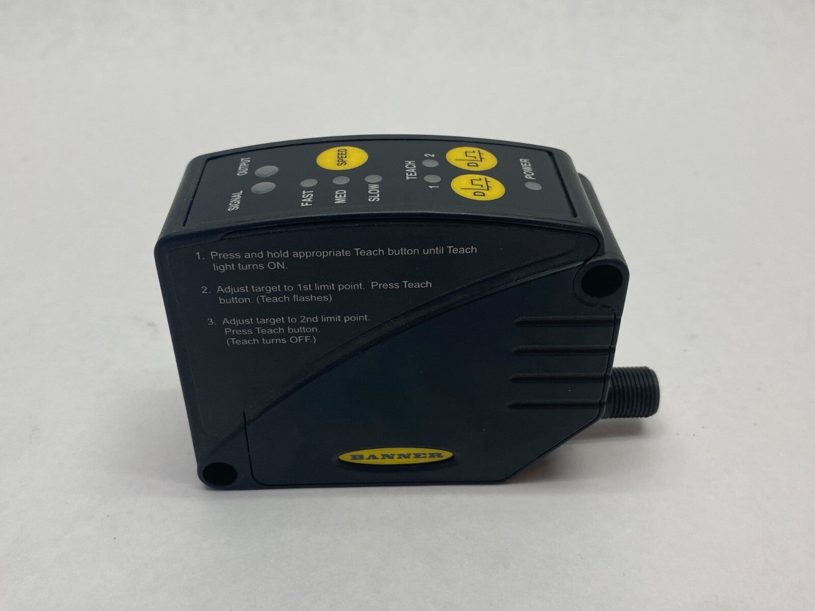 Banner LT3BDQ L-GAGE Laser Diffuse Time-Of-Flight Sensor 300mm to 5m 65516 - Maverick Industrial Sales