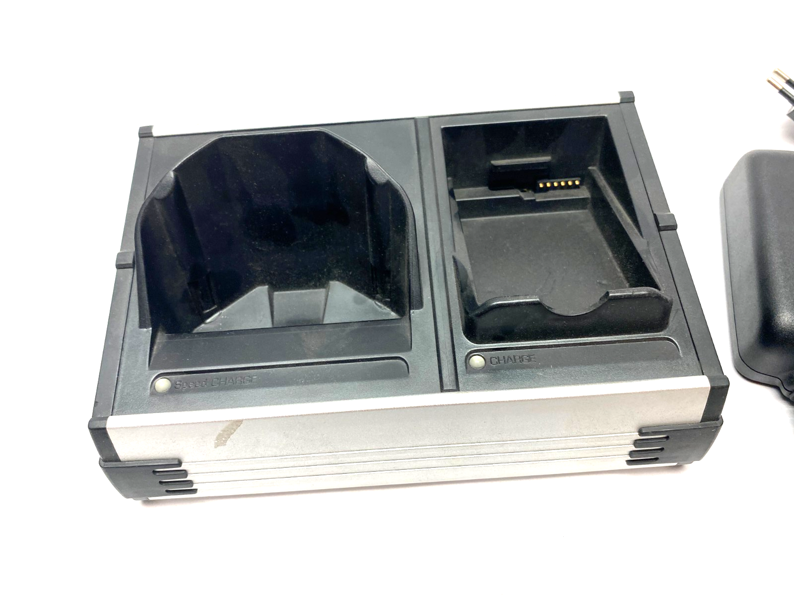 Siemens 6GT2003-0FB00 SIMATIC RF160B Docking Charger Station - Maverick Industrial Sales