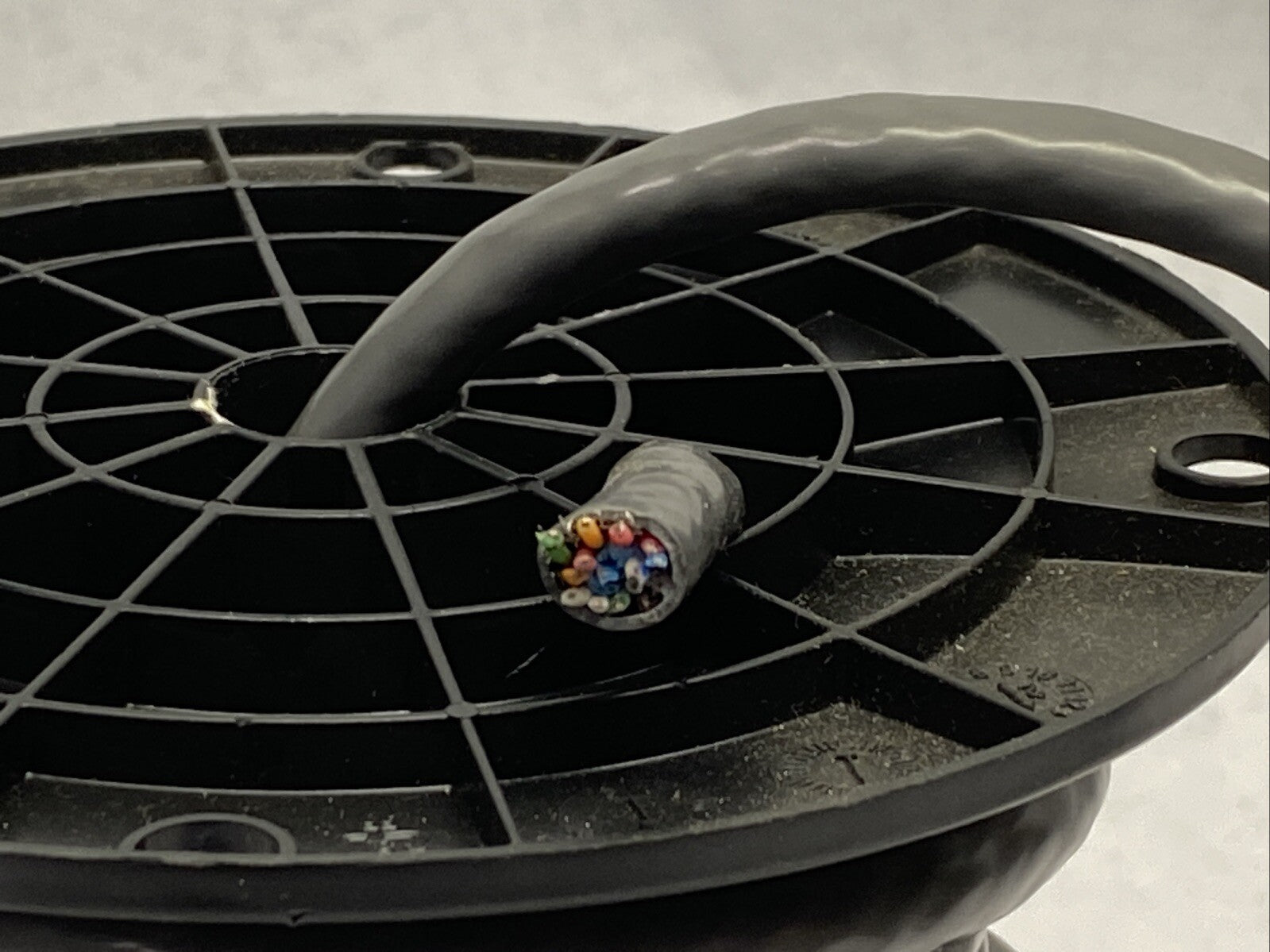 Belden 8108 Computer EIA RS-232/422 Cable 8/PR 24AWG 7x32 Gray 45FT Spool - Maverick Industrial Sales