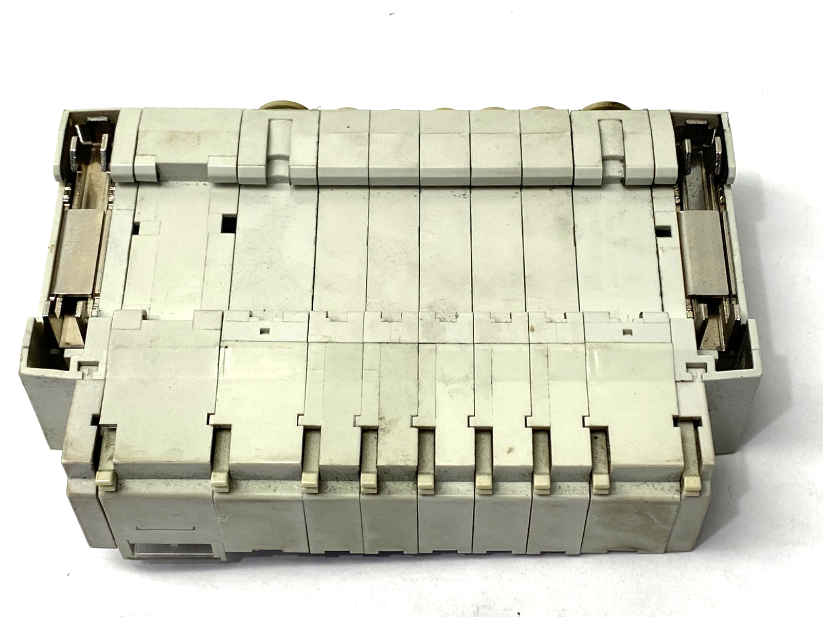 SMC SS5Y3-45NFD-05B-N3 Pneumatic Manifold Assembly 24VDC MISSING CONNECTOR PIN - Maverick Industrial Sales